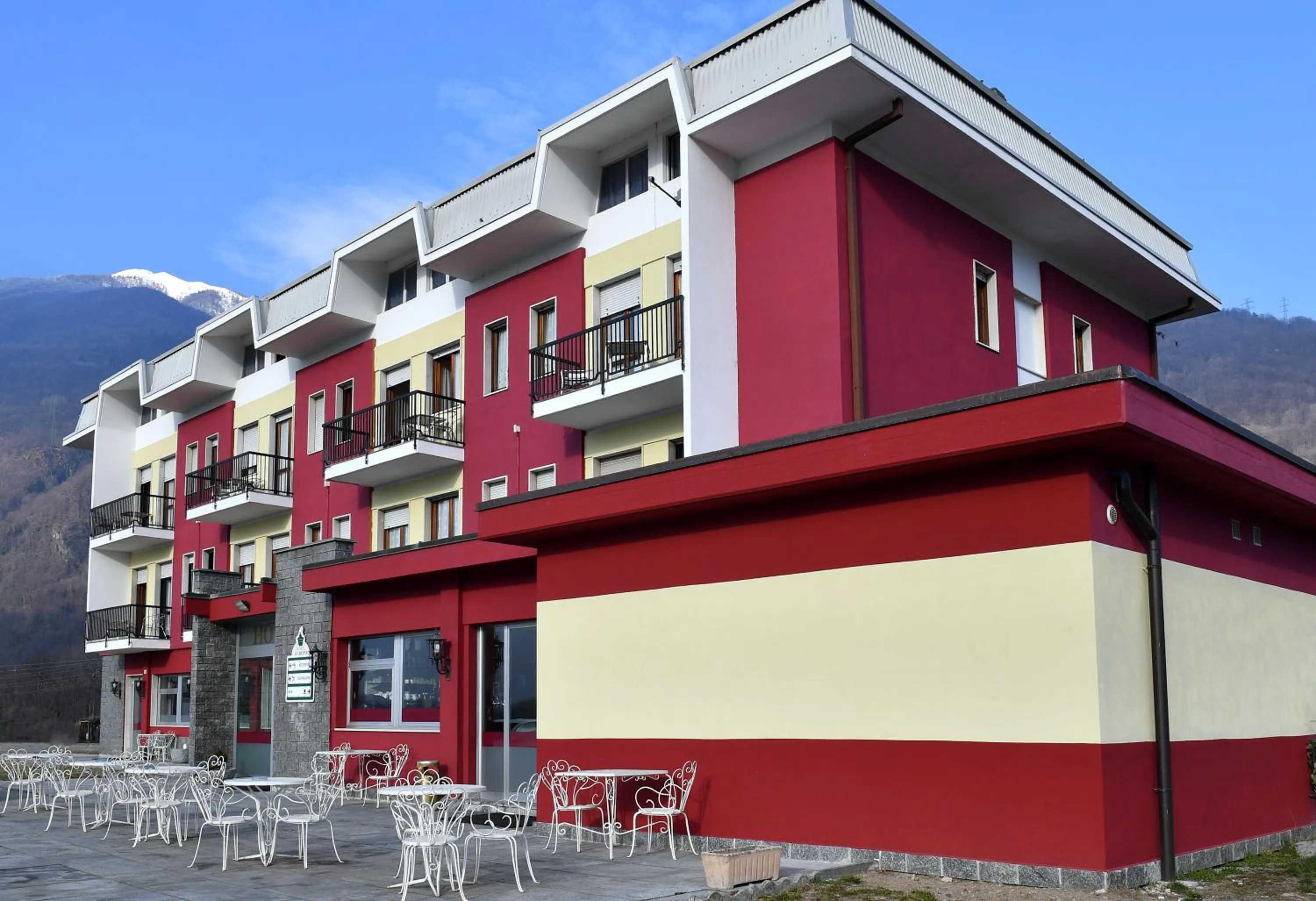 Property building in Hotel Motel Europa