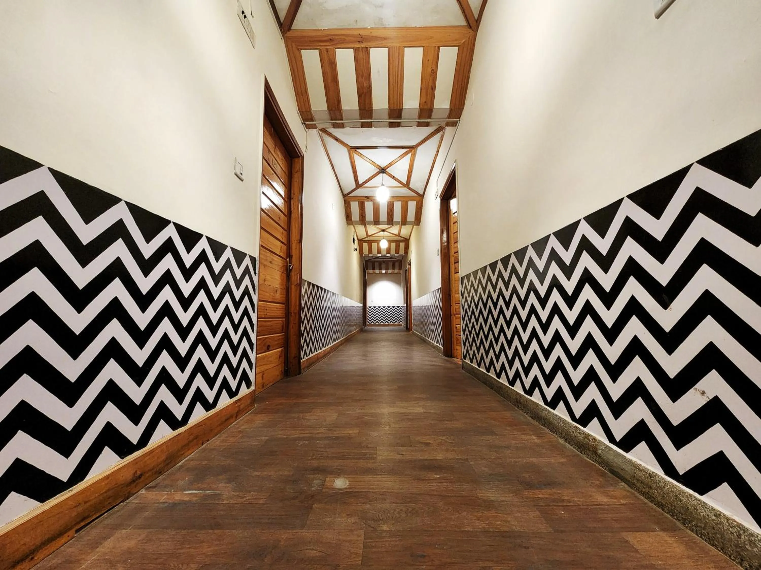 Hotel Pineview Shimla