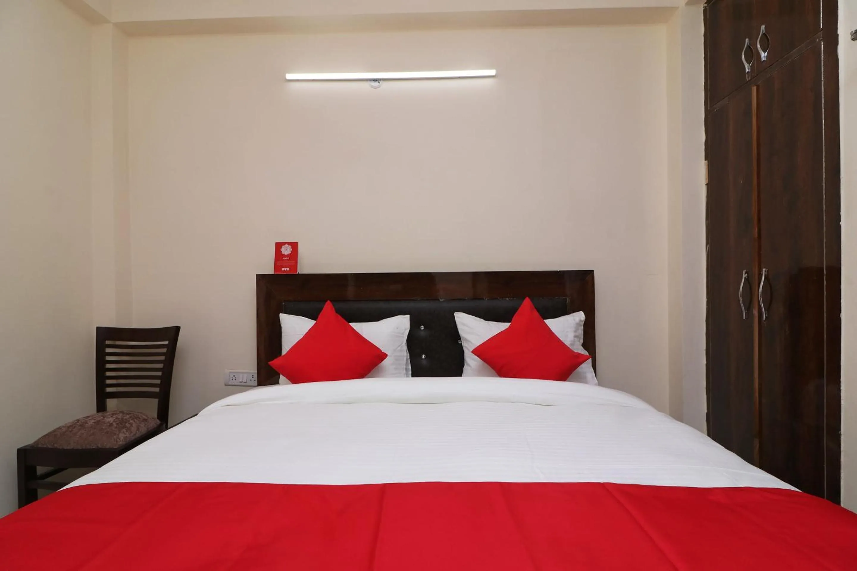 Bedroom, Bed in Hotel O Karan stay