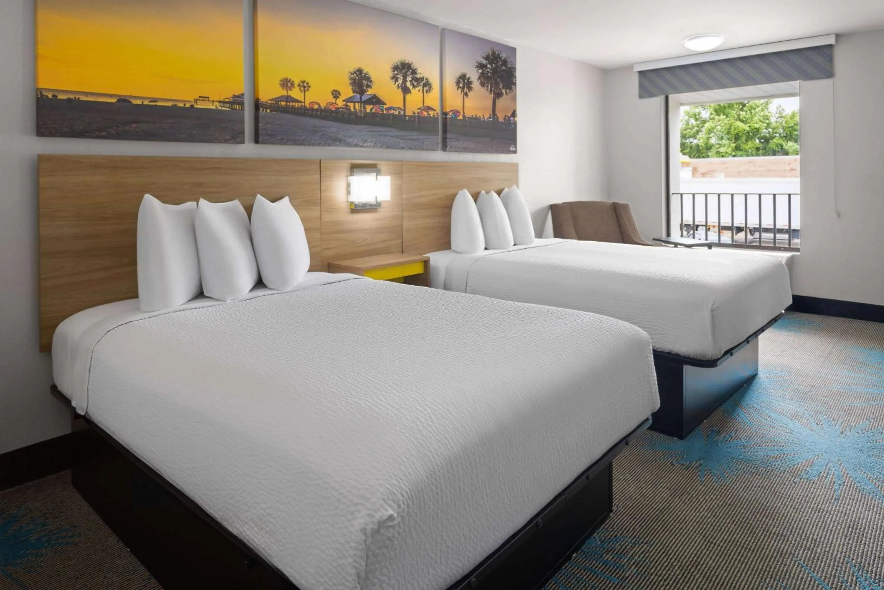 Bed in Days Inn by Wyndham Ladson Summerville Charleston