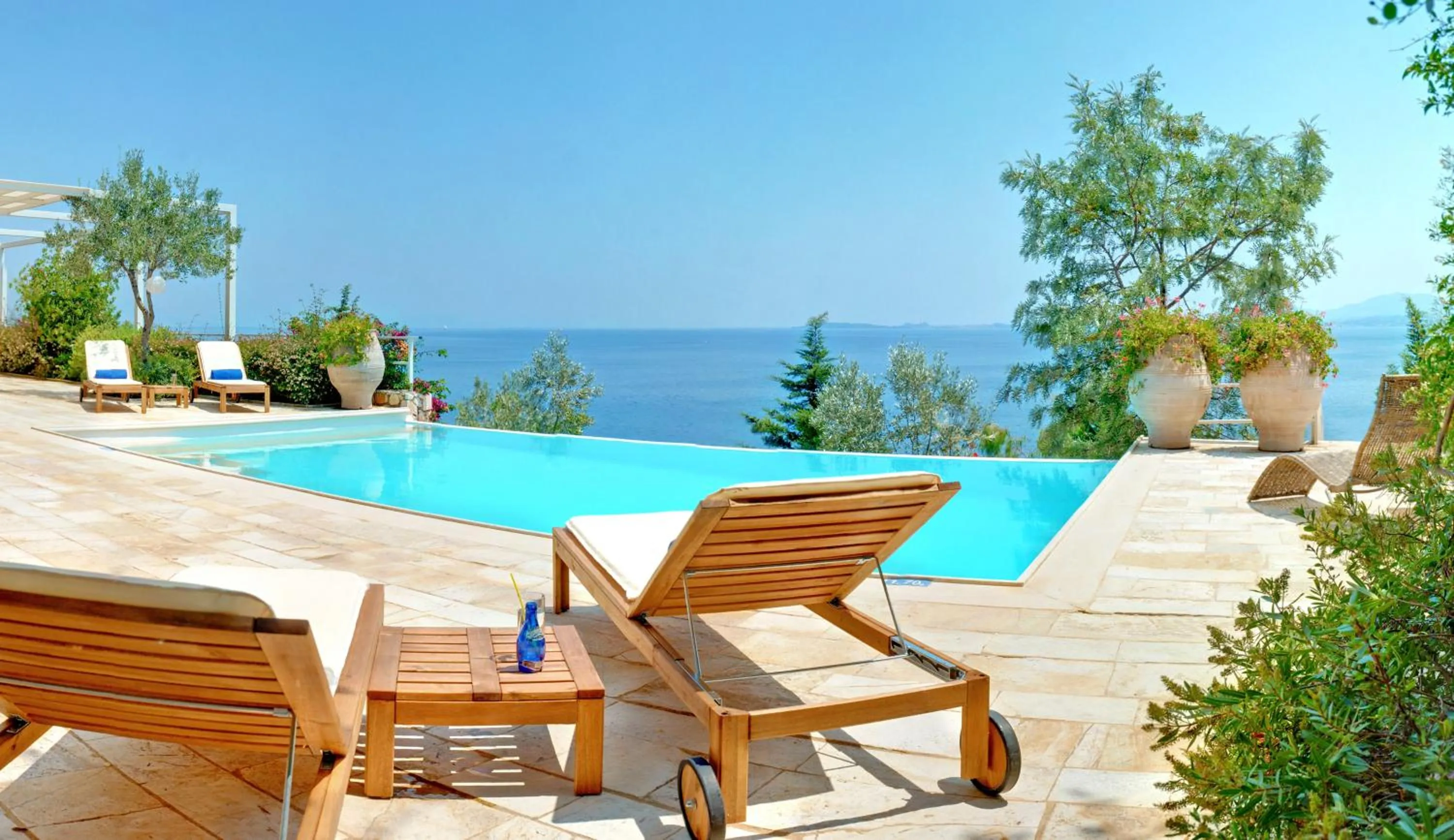 Swimming pool in Corfu Luxury Villas