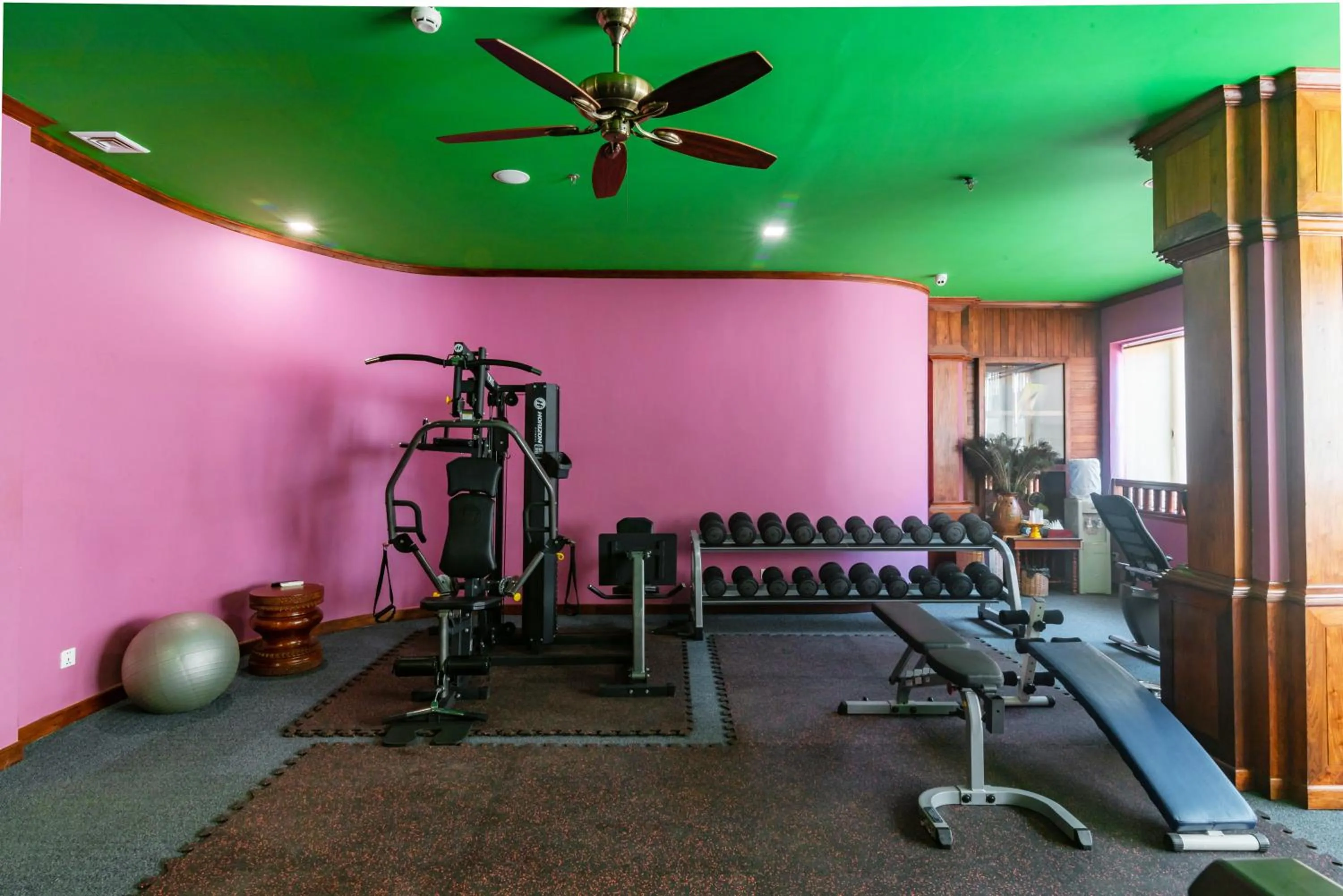 Fitness centre/facilities in Empress Residence Resort and Spa