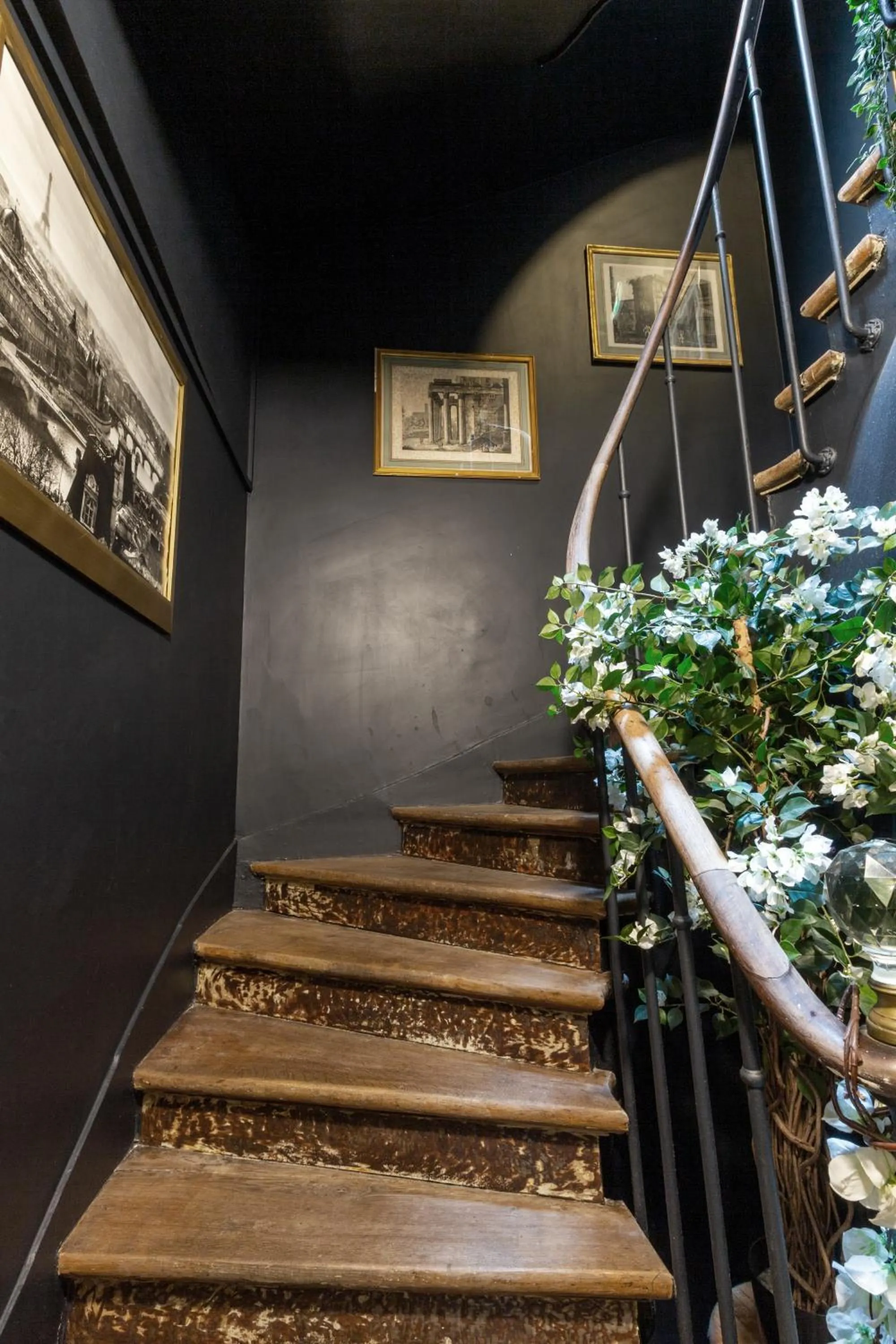 Property building in Hôtel Maât Etoile