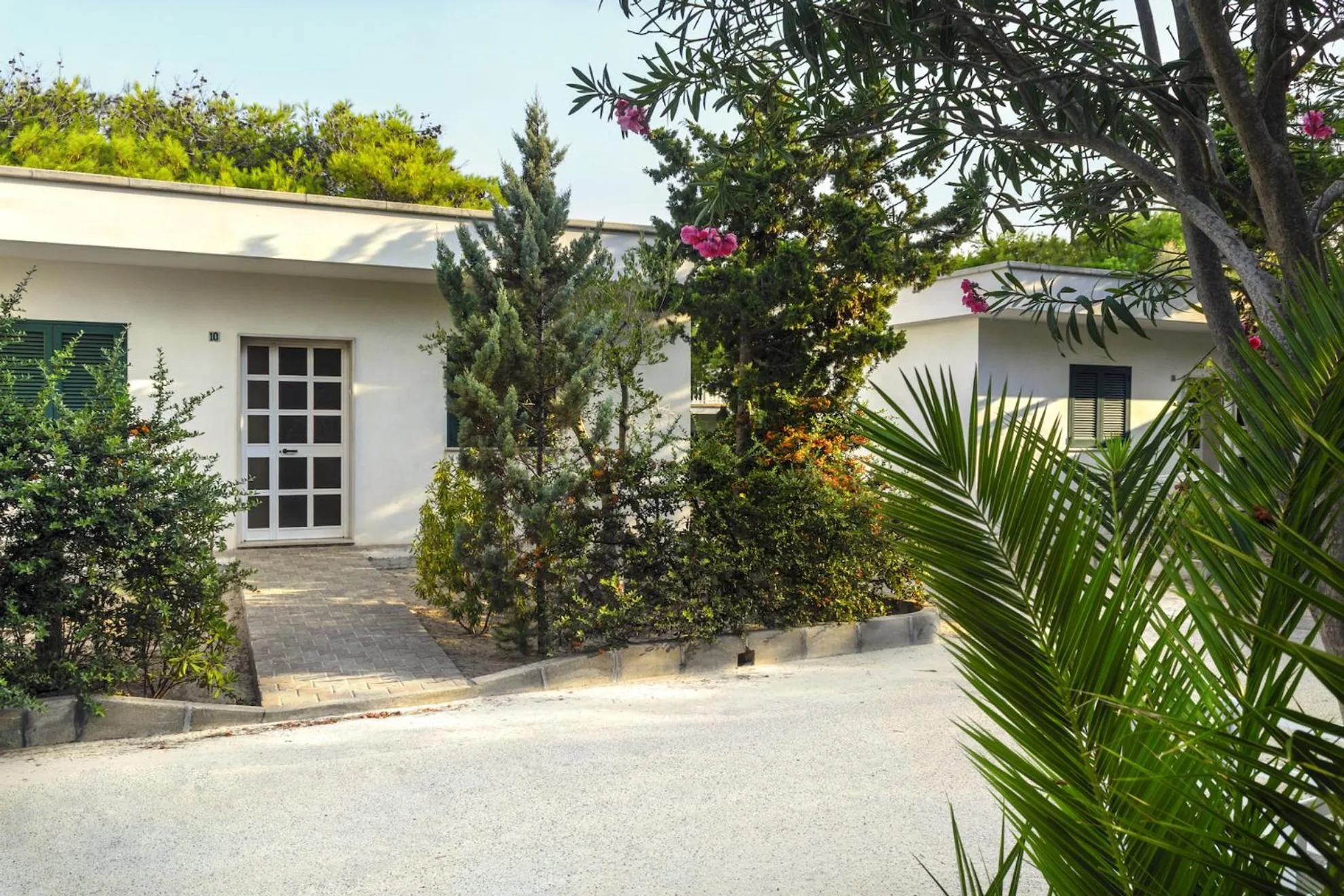 Garden in Hotel dei Bizantini & Villaggio Campo dei Messapi