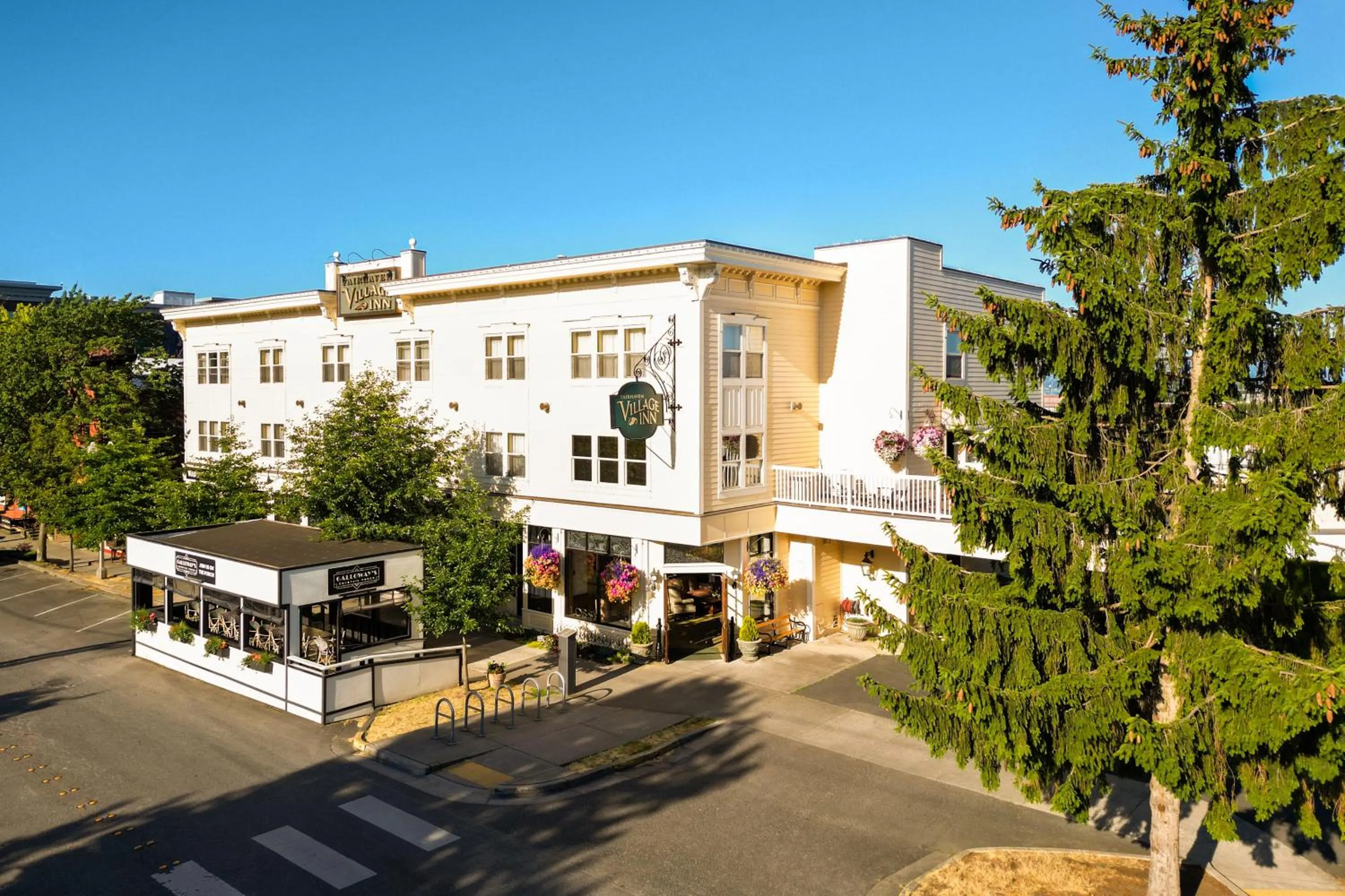 Property building in Fairhaven Village Inn