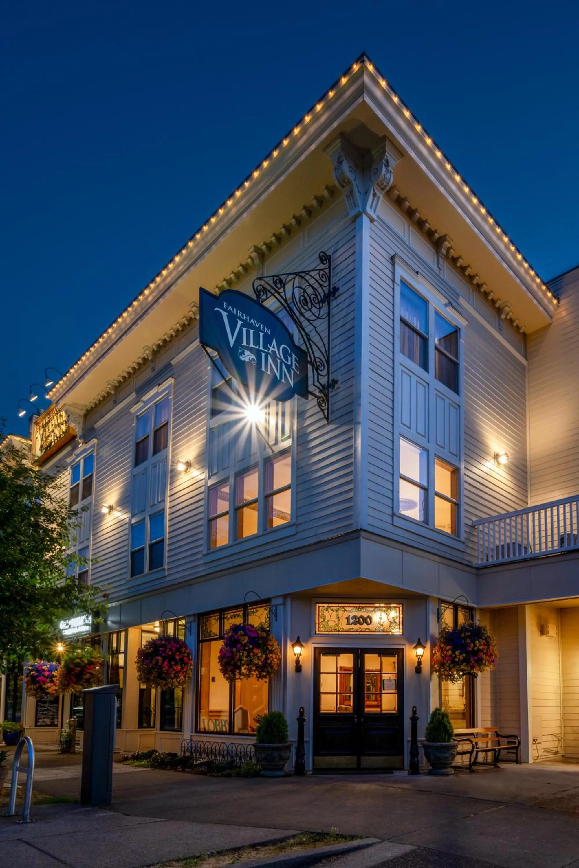 Fairhaven Village Inn