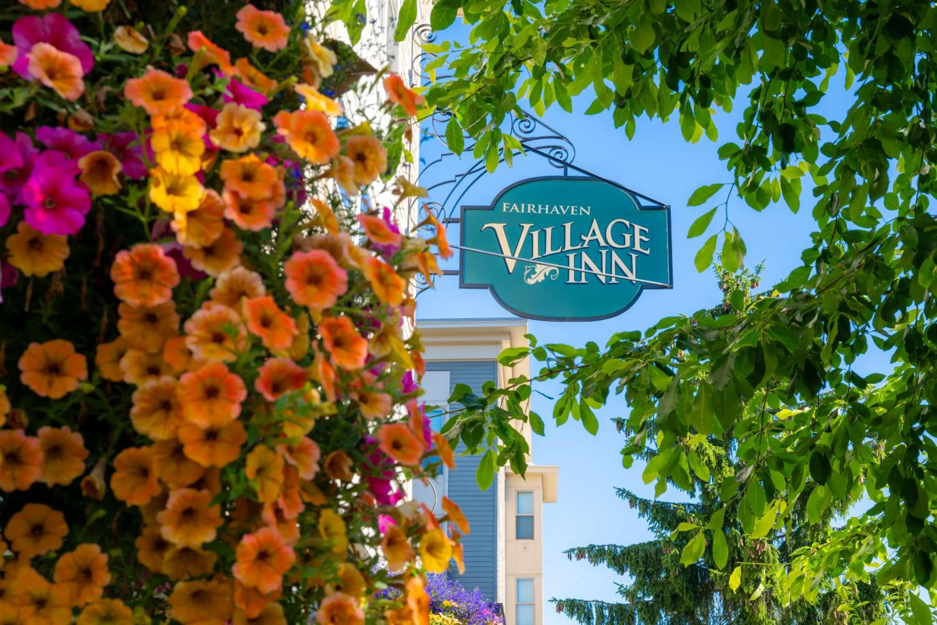 Fairhaven Village Inn