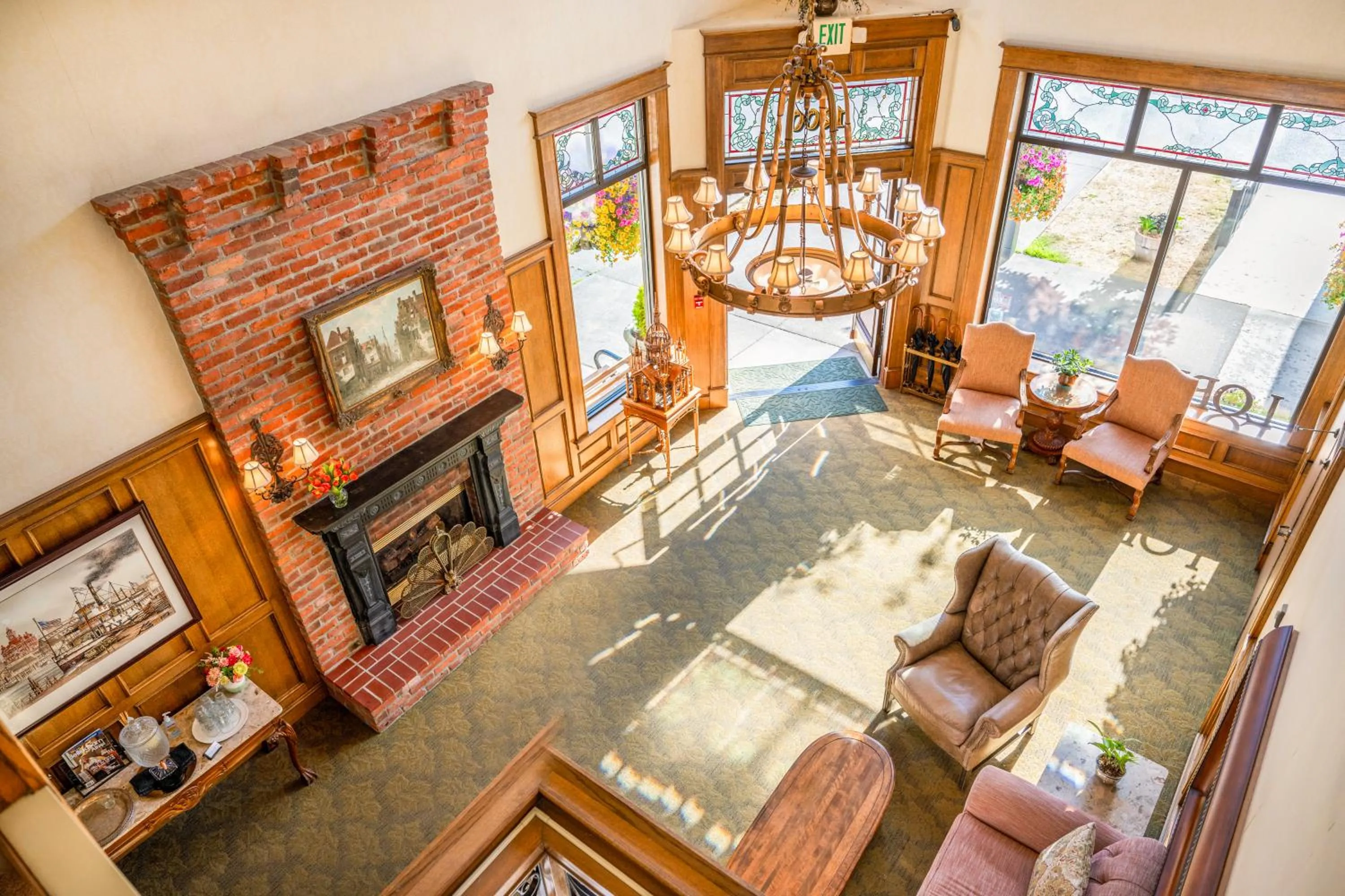 Lobby or reception in Fairhaven Village Inn