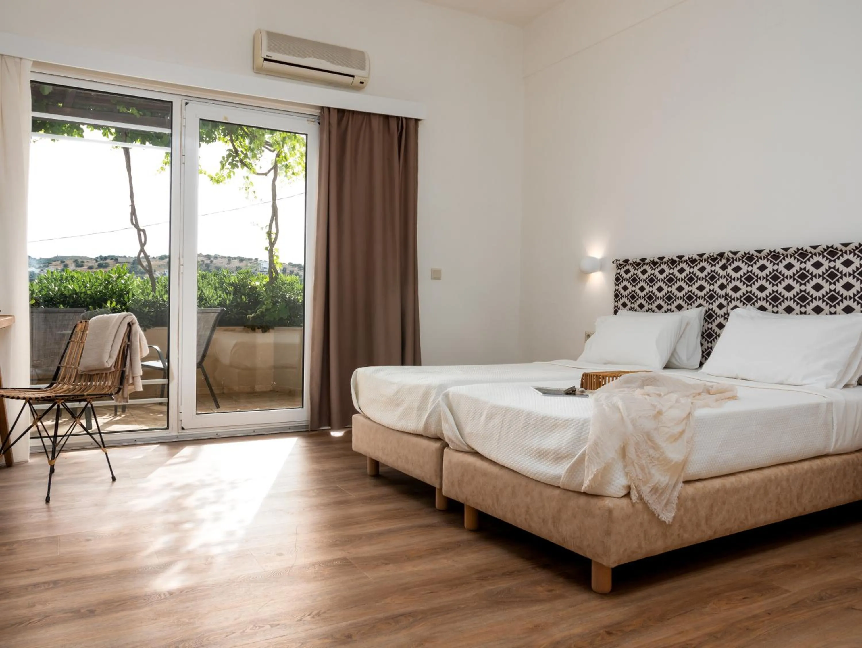 Bed in Paralos The Maxine Adults Only