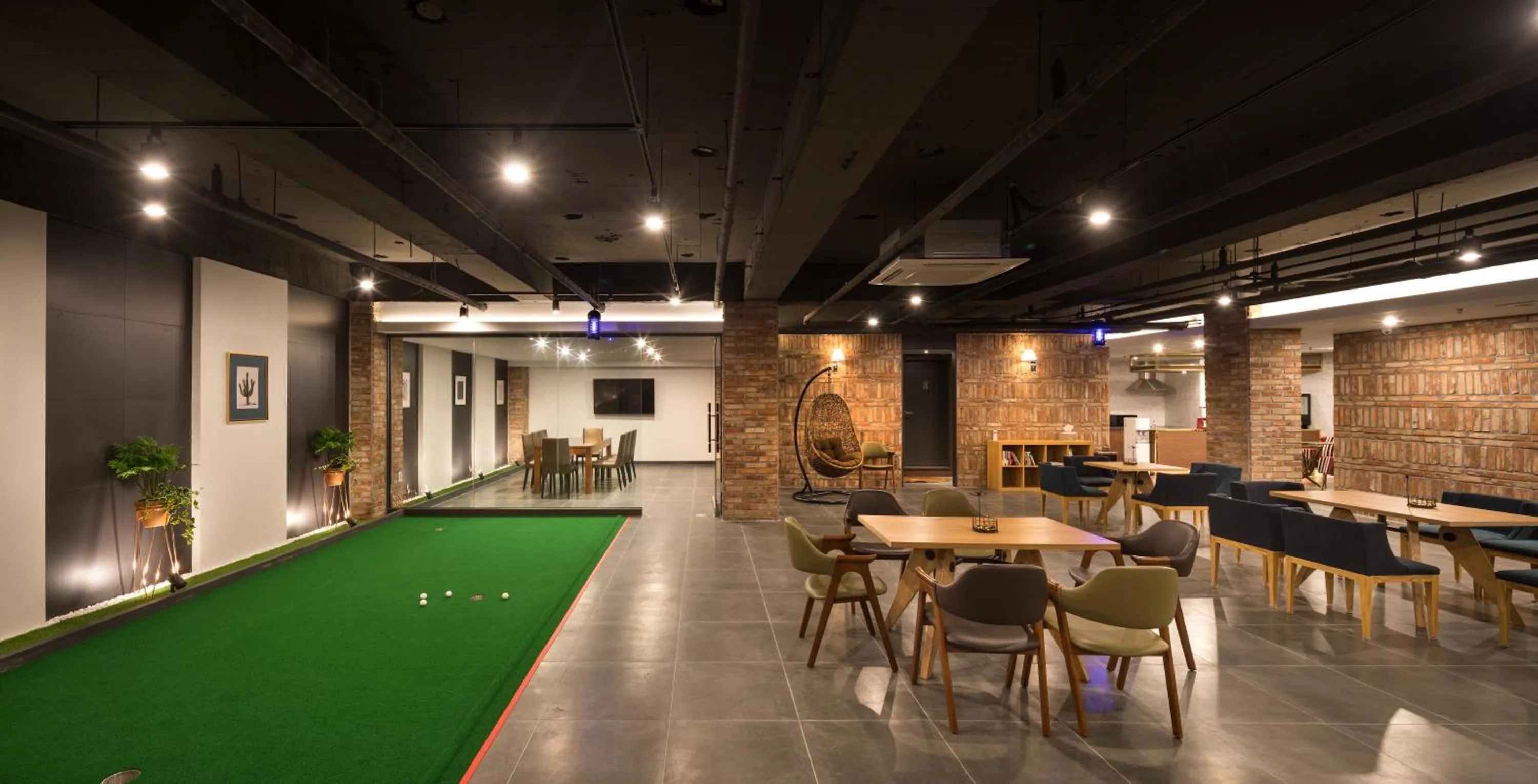 Restaurant/places to eat in Brown Dot Hotel Seomyeon