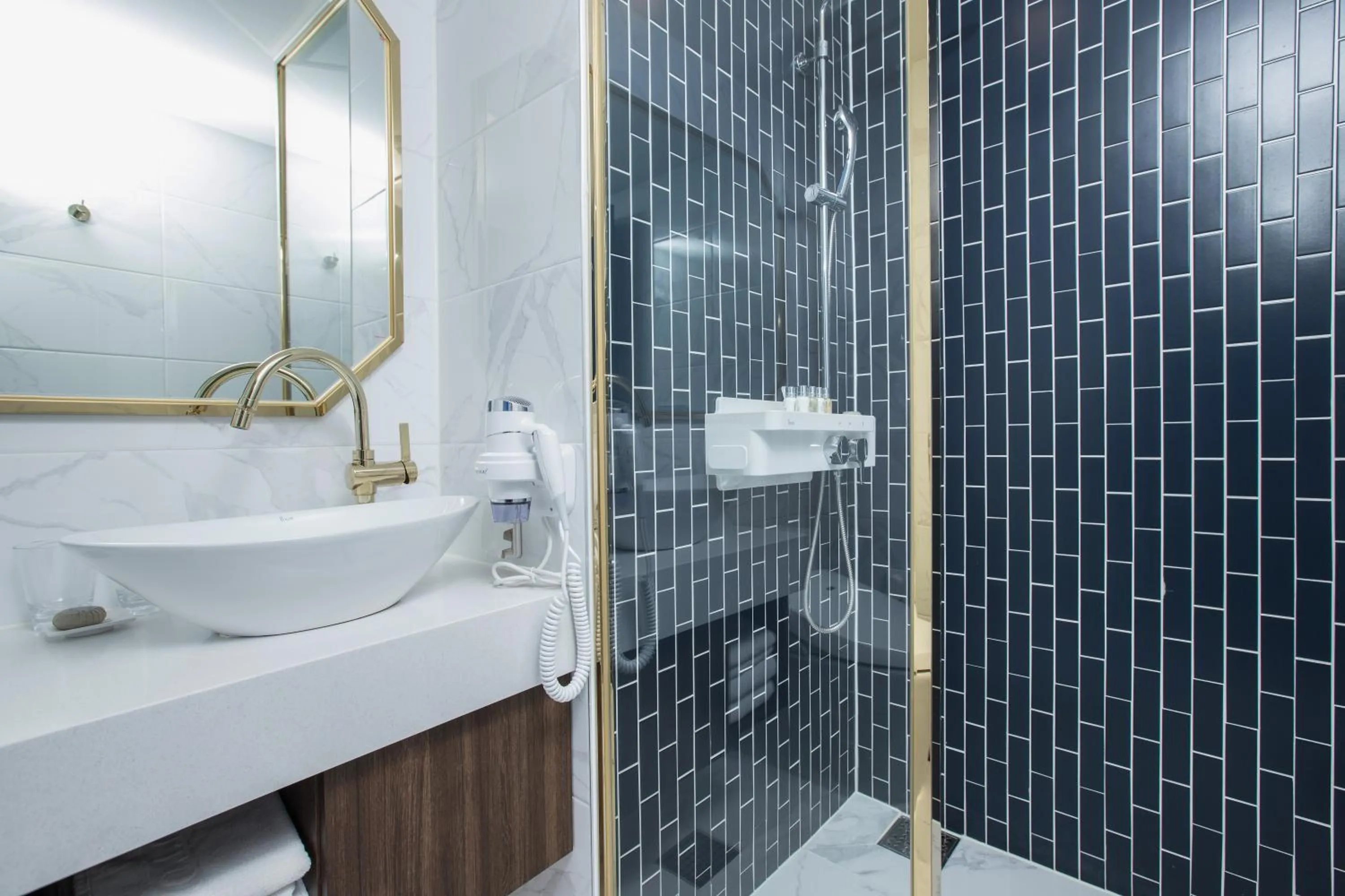 Bathroom in Utop Marina Hotel & Resort