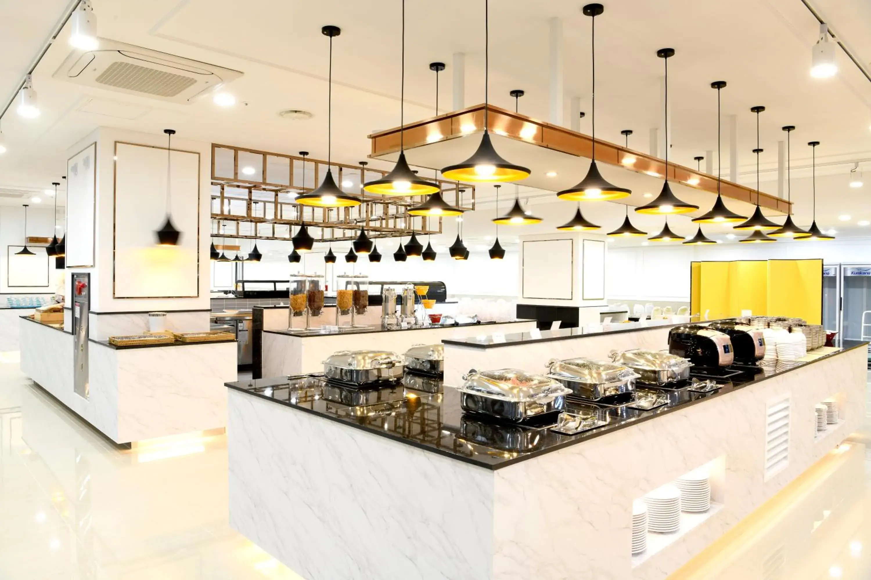 Breakfast in Utop Marina Hotel & Resort Breakfast in Utop Marina Hotel & Resort