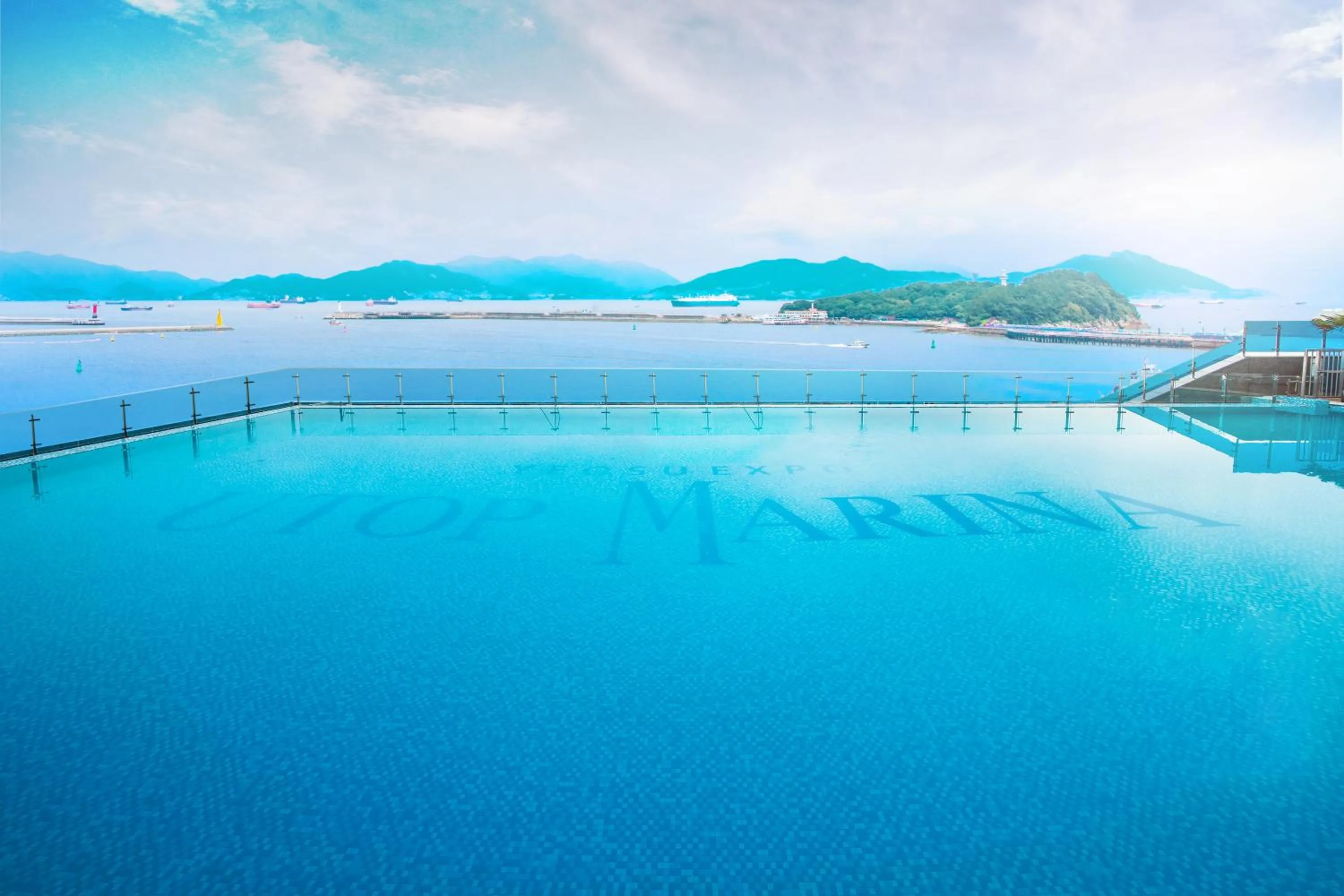 Swimming pool in Utop Marina Hotel & Resort
