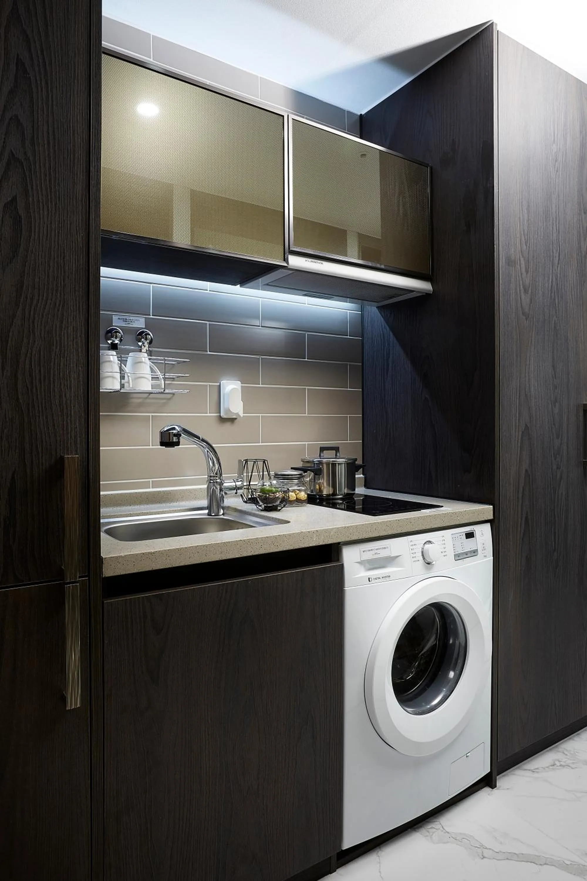 Kitchen or kitchenette in Utop Marina Hotel & Resort