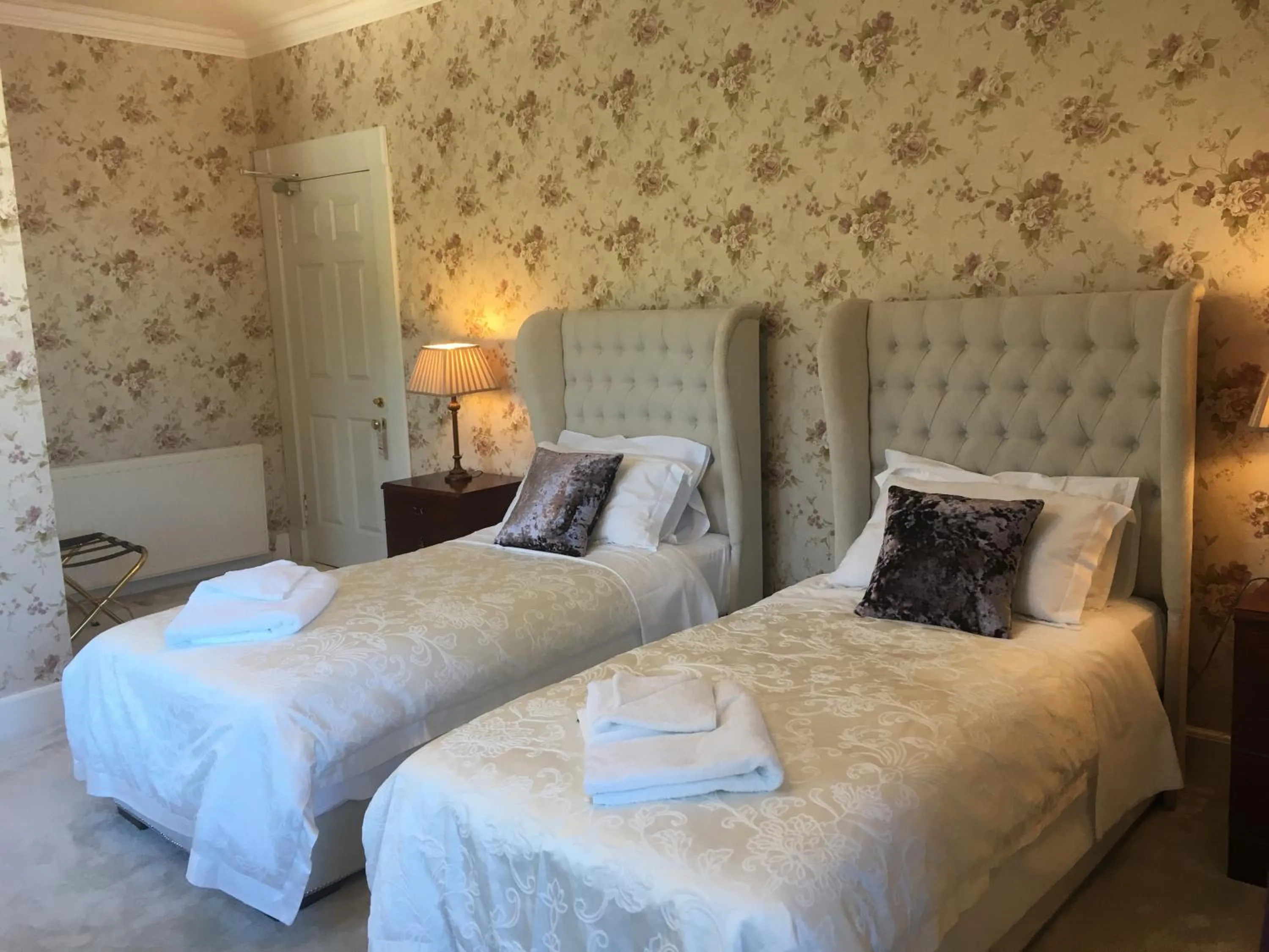 Bed in Ledgowan Lodge Hotel