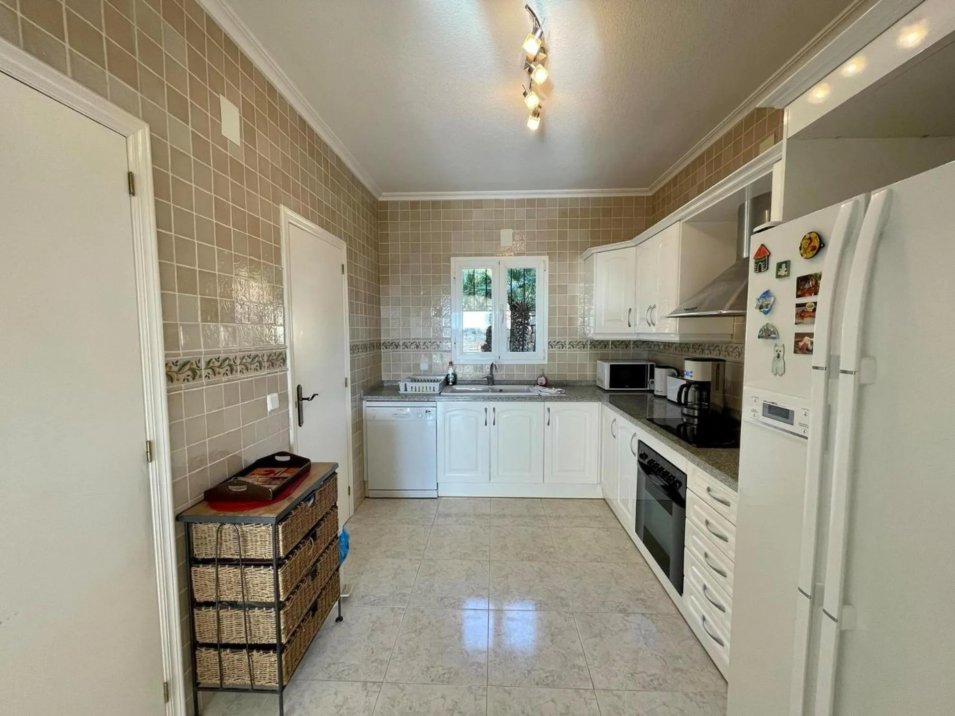 Kitchen or kitchenette in Villa Melissa