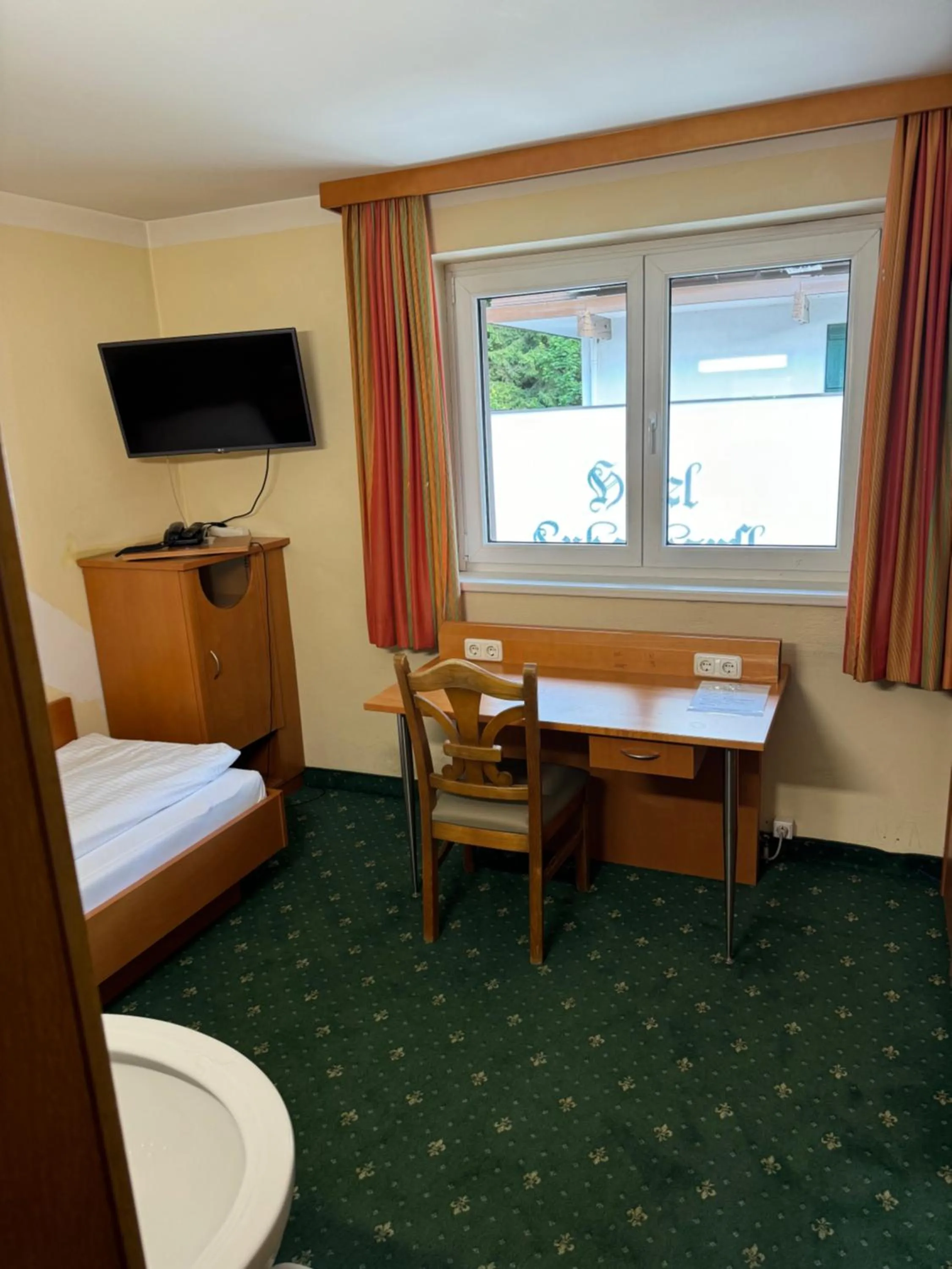 Bed in Hotel LukasMayr