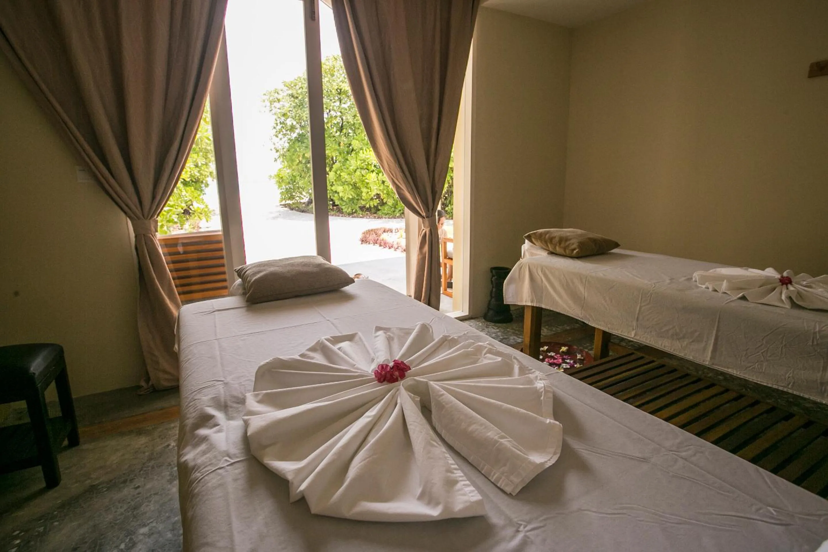 Spa and wellness centre/facilities, Bed in Hondaafushi Island Resort