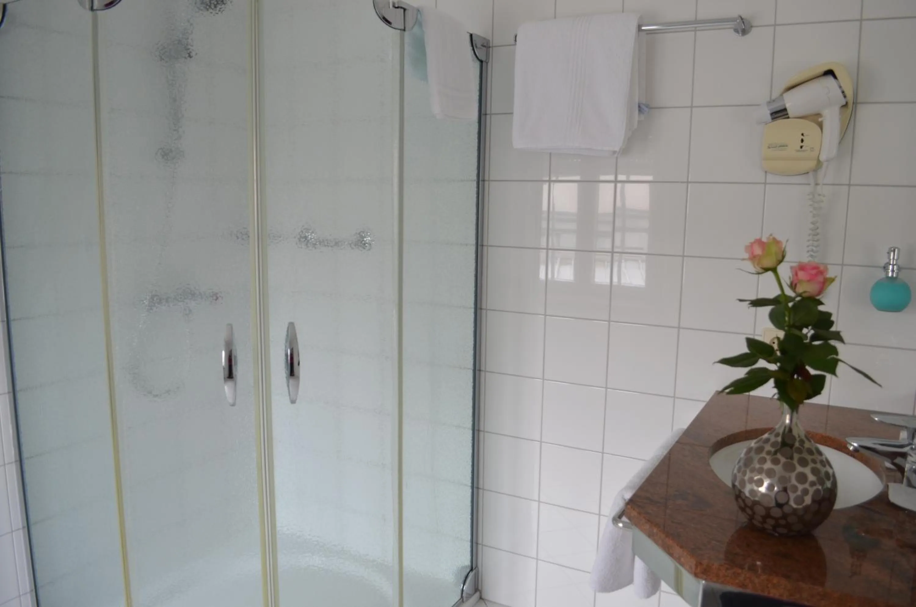 Bathroom in Hotel Kinnen