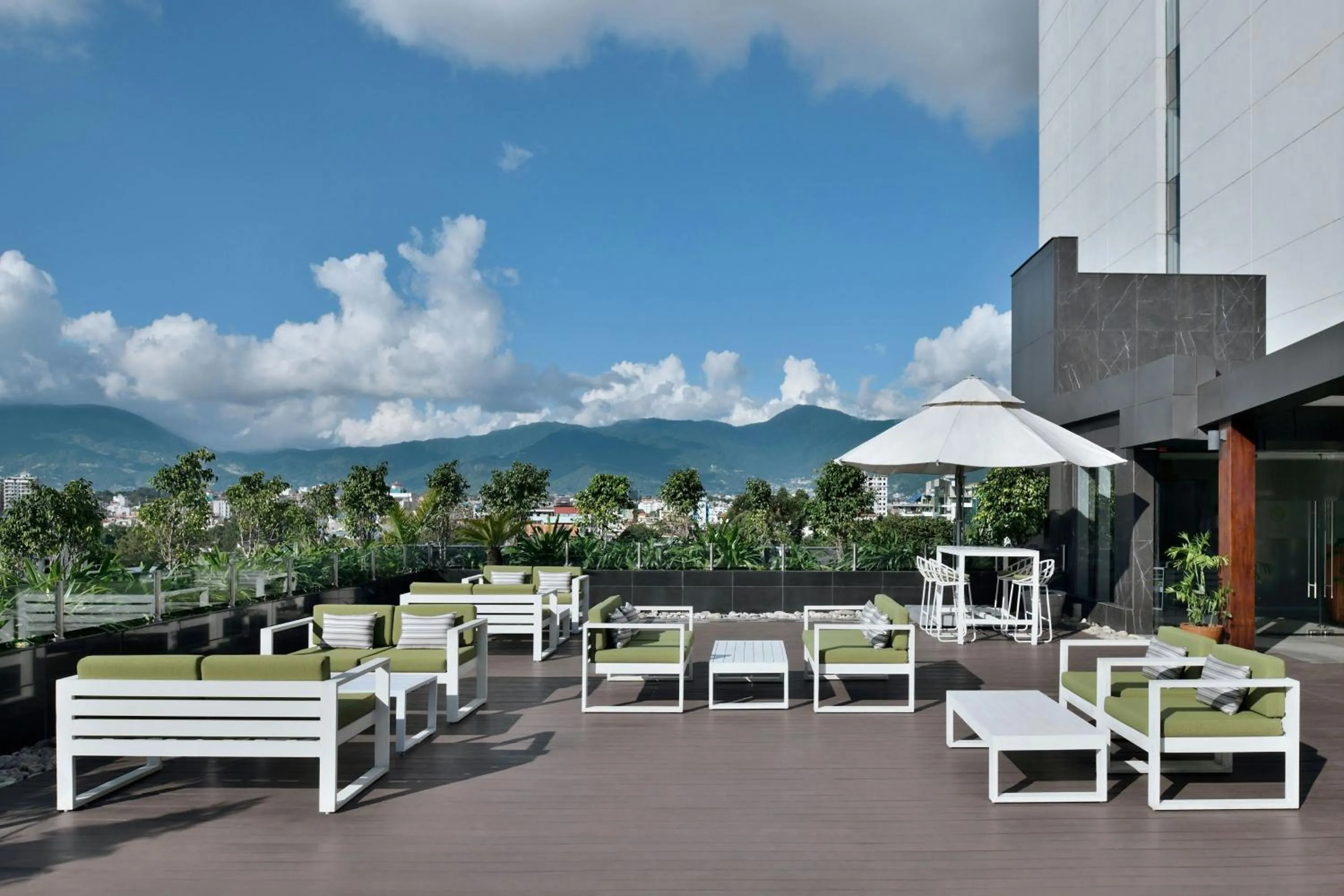 Restaurant/places to eat in Kathmandu Marriott Hotel