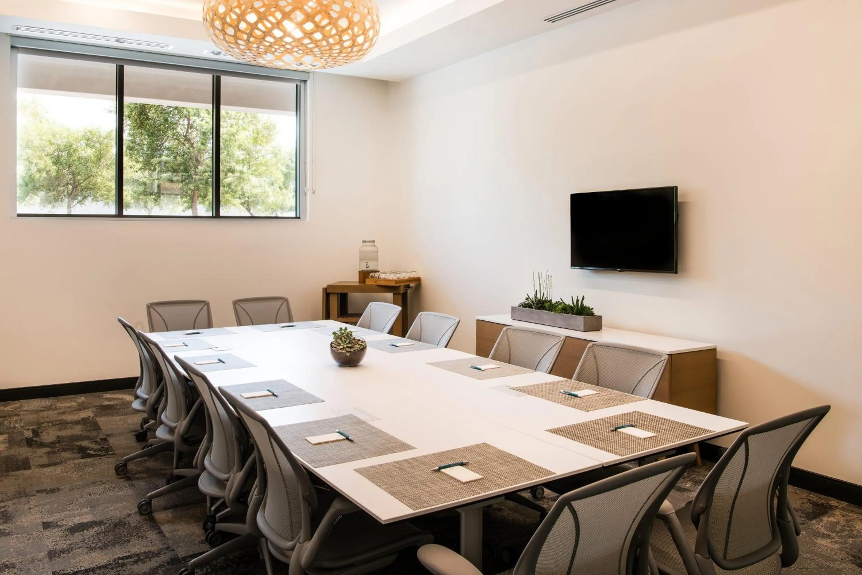 Meeting/conference room in Element Scottsdale at SkySong