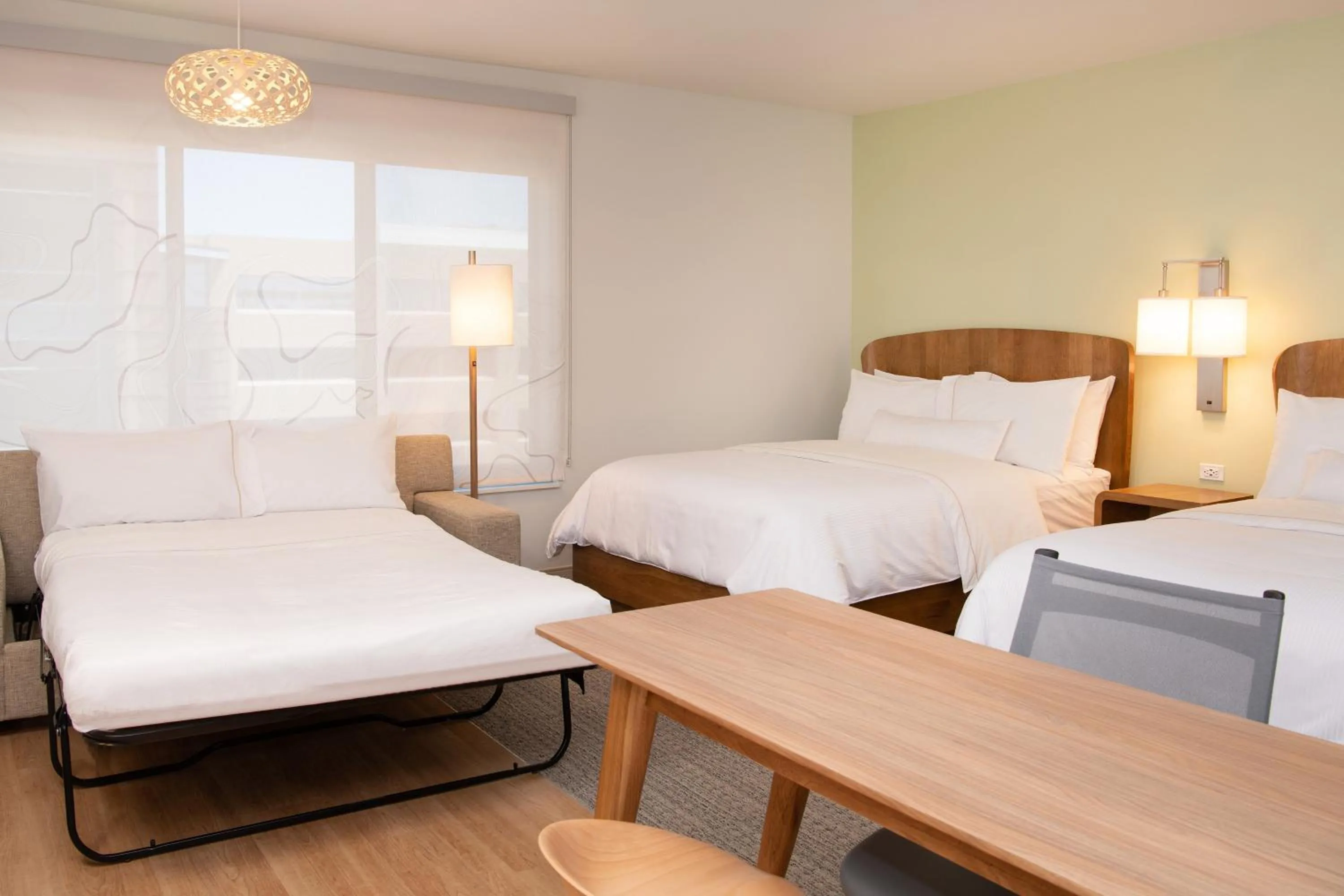 Photo of the whole room, Bed in Element Scottsdale at SkySong