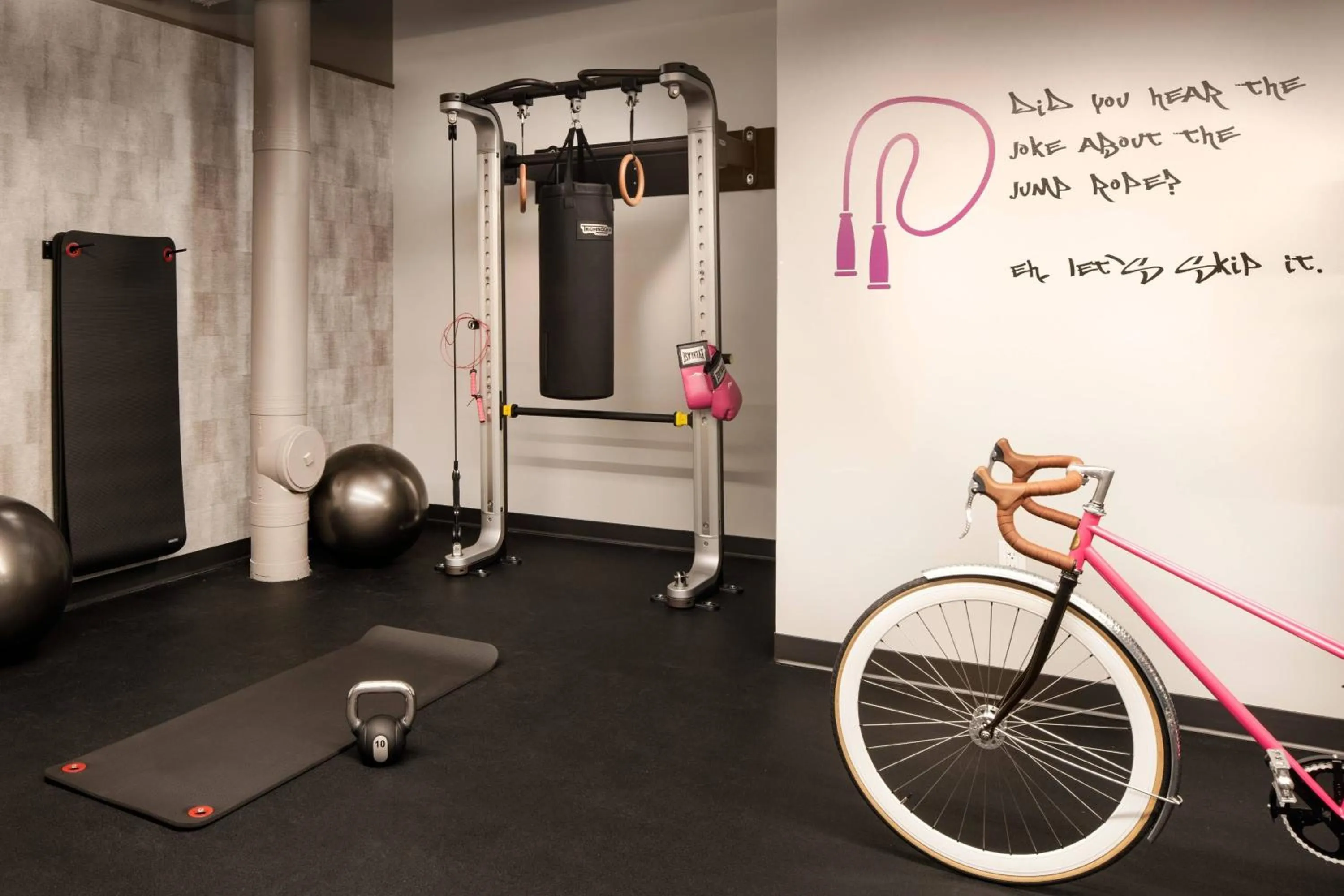 Fitness centre/facilities in Moxy Louisville Downtown