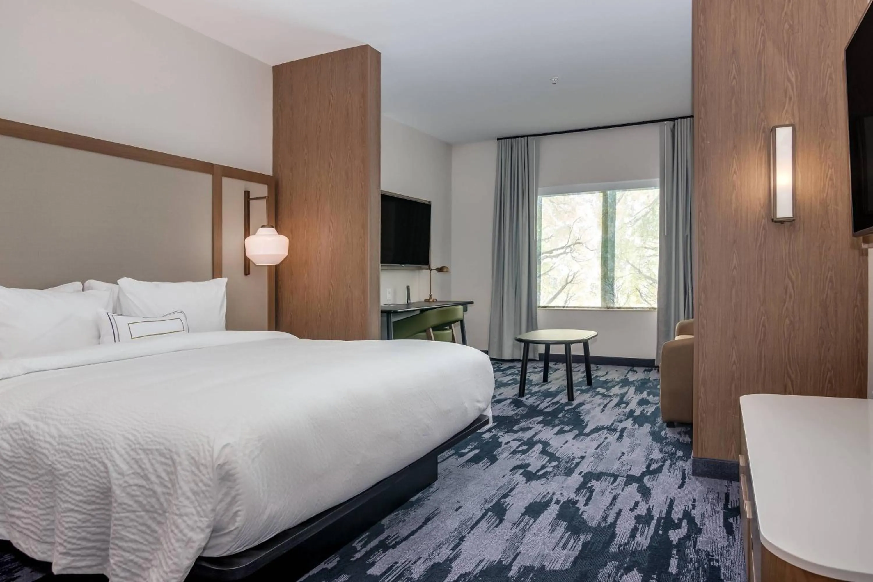 Bedroom, Bed in Fairfield Inn & Suites by Marriott San Jose North/Silicon Valley