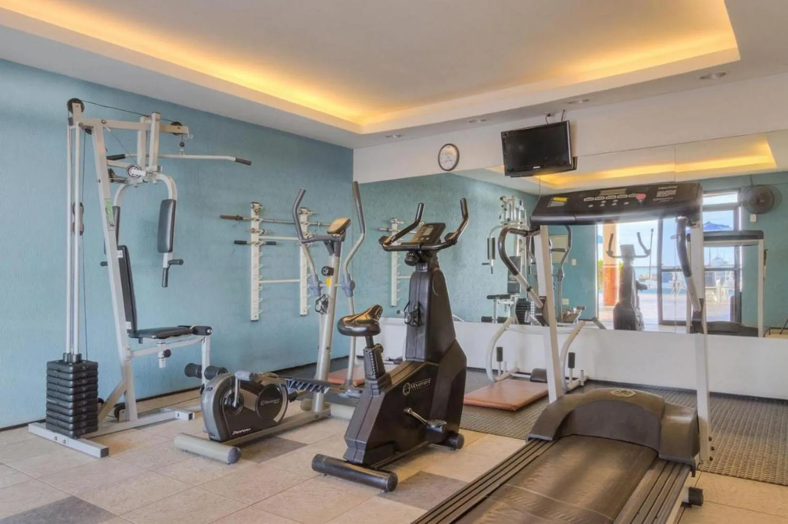 Fitness centre/facilities in Seaflats Iate Plaza Hotel