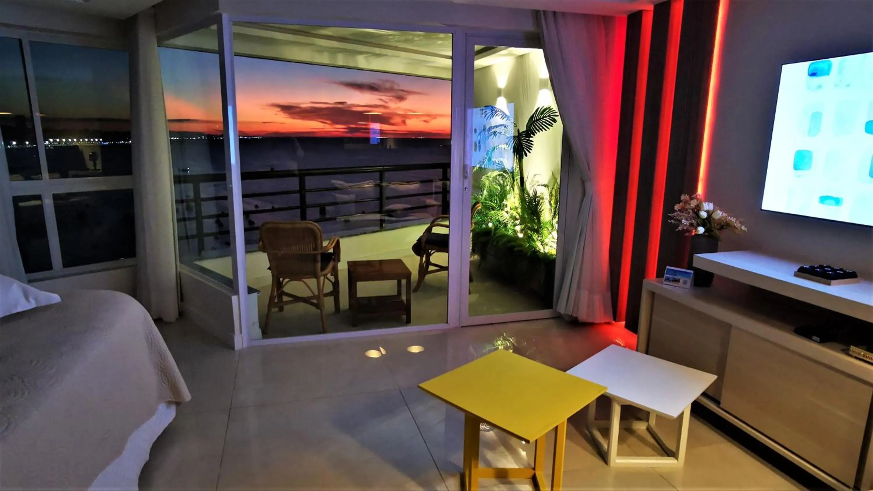 Decorative detail in Seaflats Iate Plaza Hotel