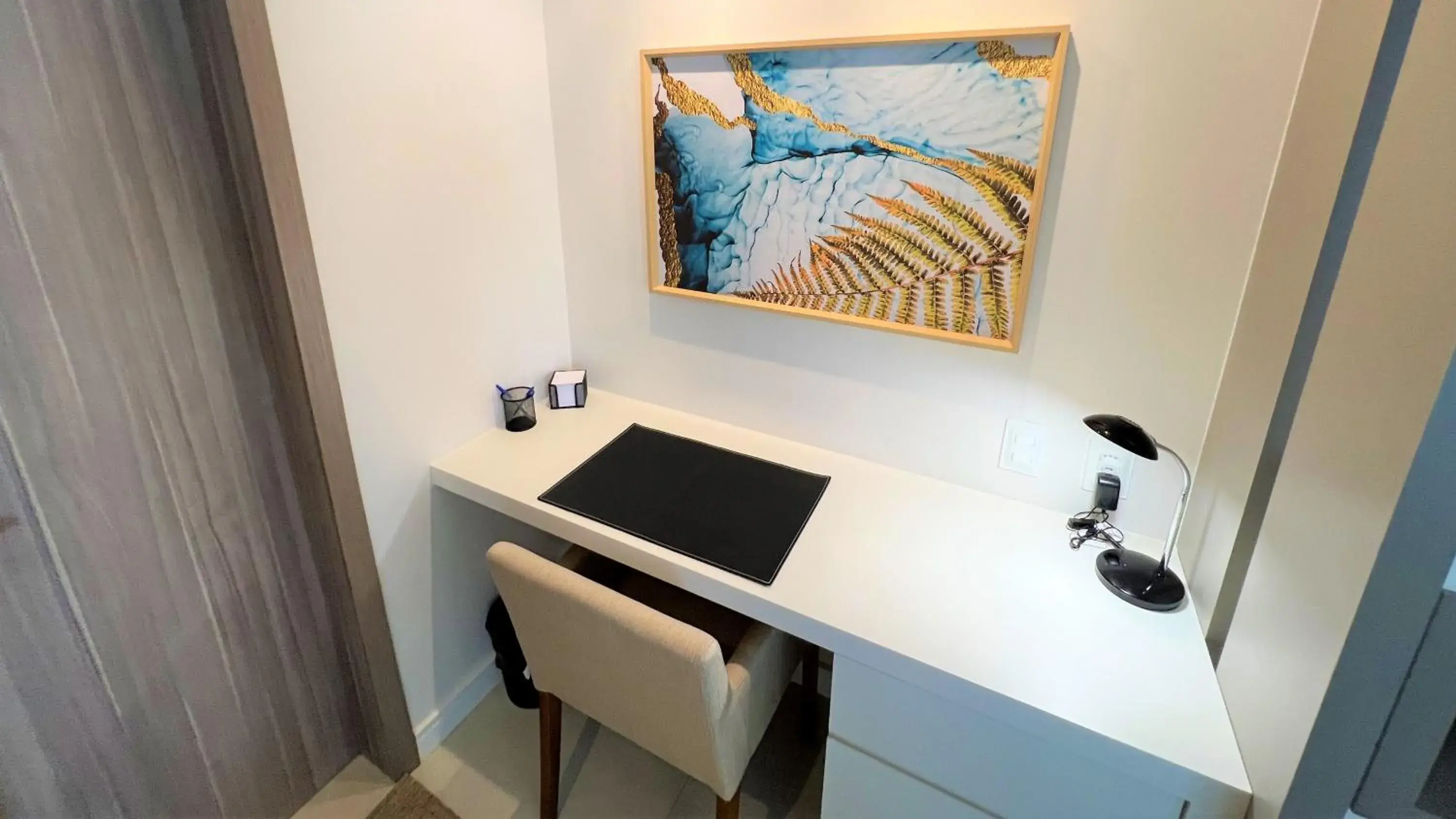 Seating area in Seaflats Iate Plaza Hotel Seating area in Seaflats Iate Plaza Hotel