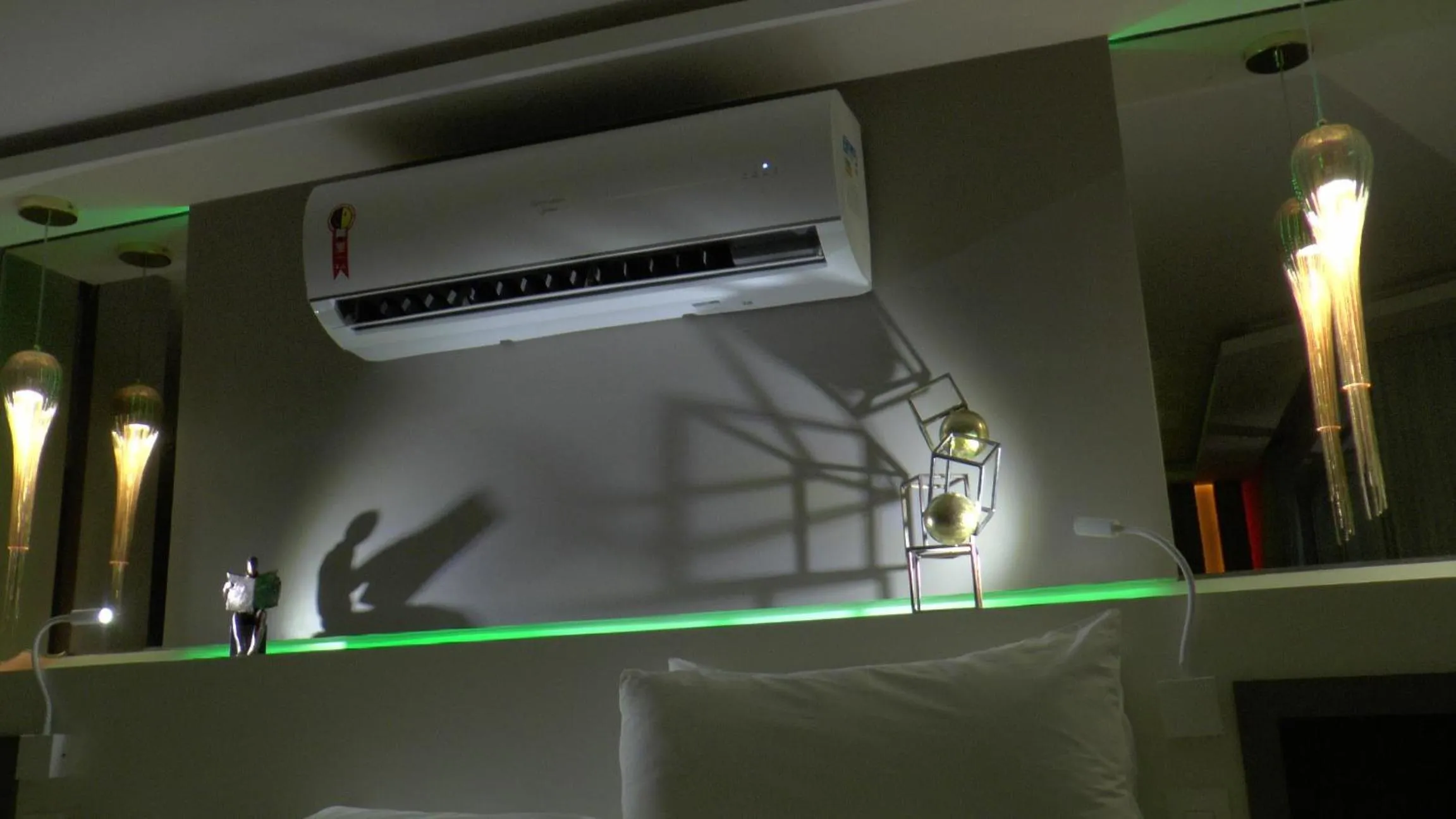 Decorative detail in Seaflats Iate Plaza Hotel