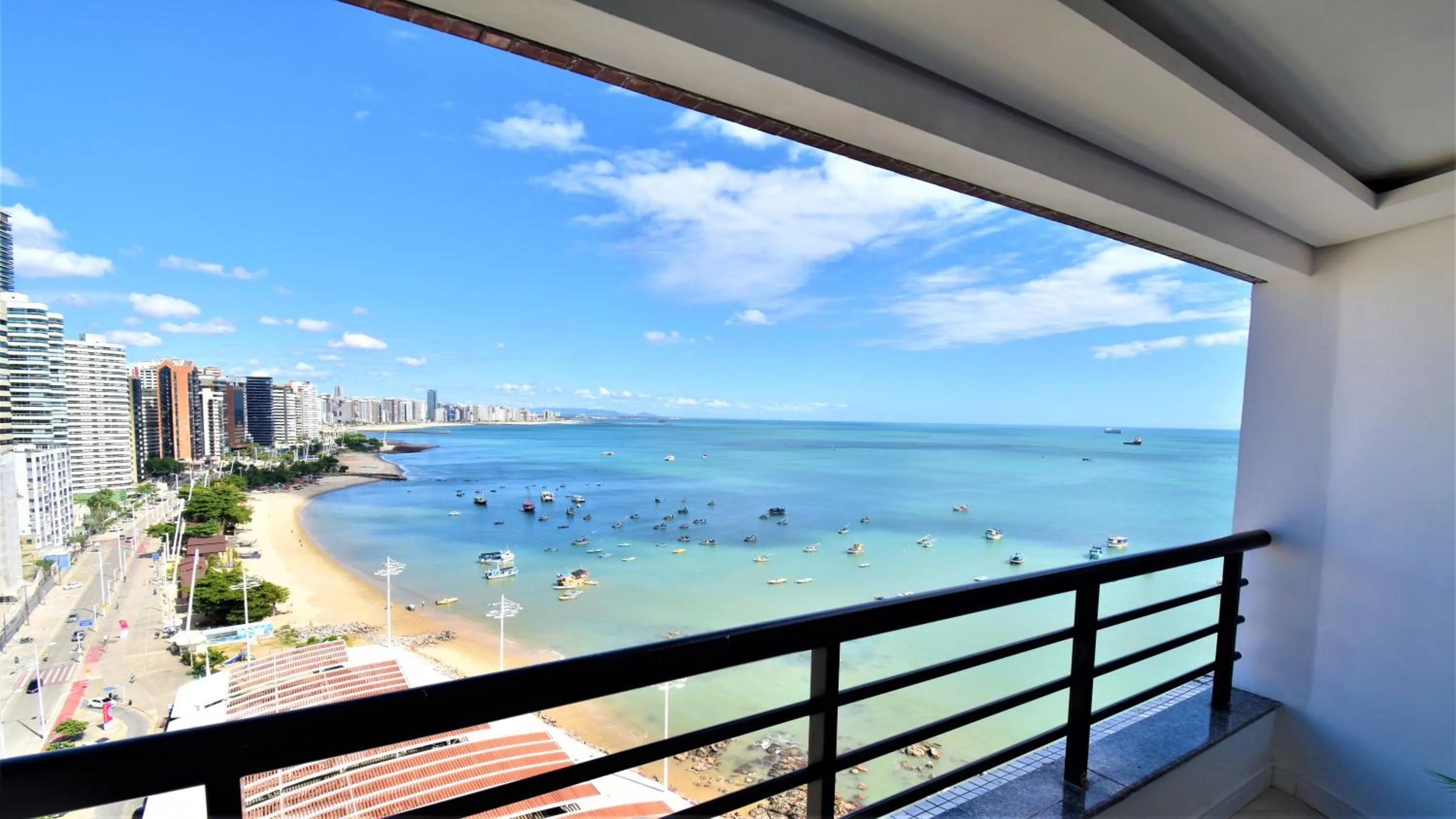 Balcony/Terrace in Seaflats Iate Plaza Hotel