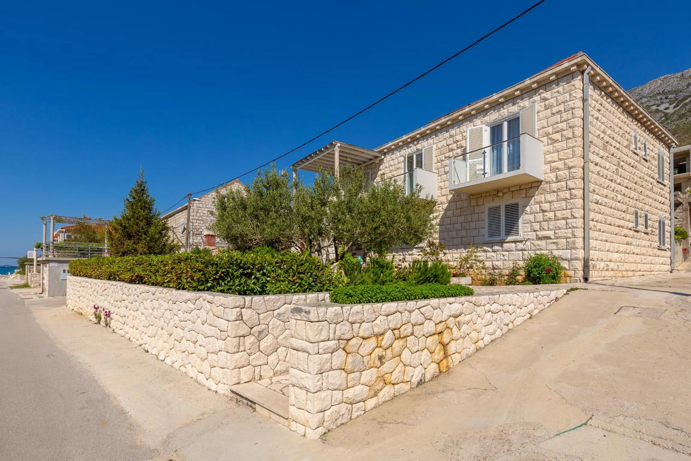 Property building in Hedera Estate, Hedera A24