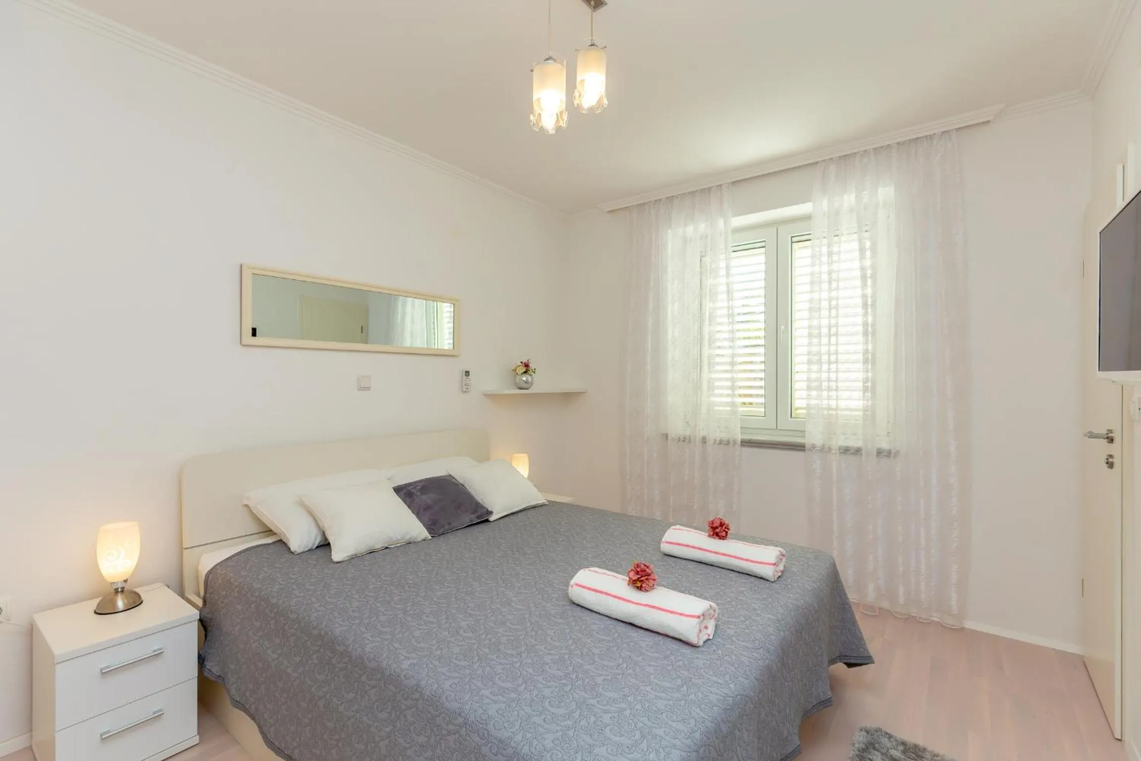 Bed in Hedera Estate, Hedera A24