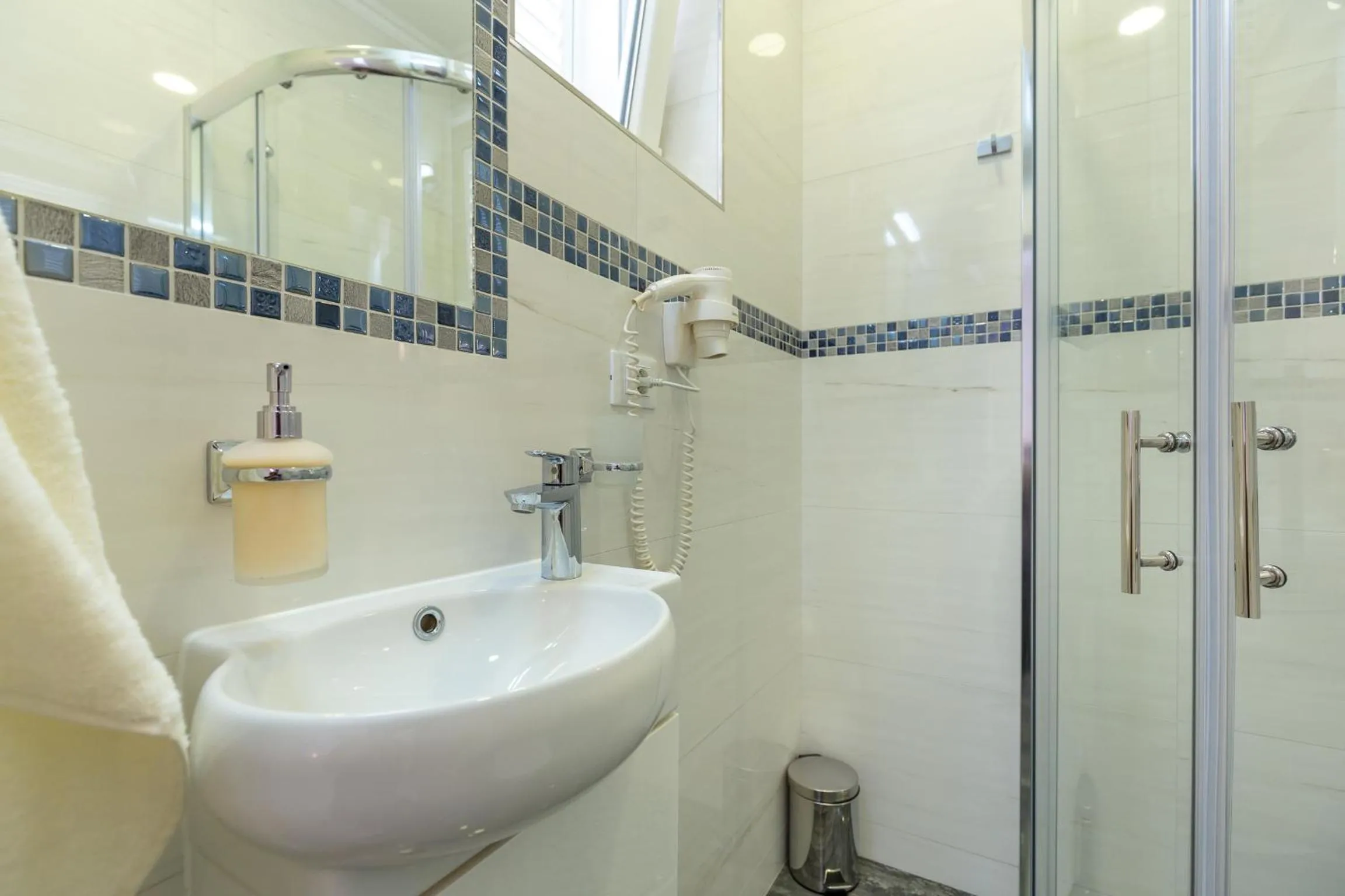 Bathroom in Hedera Estate, Hedera A24