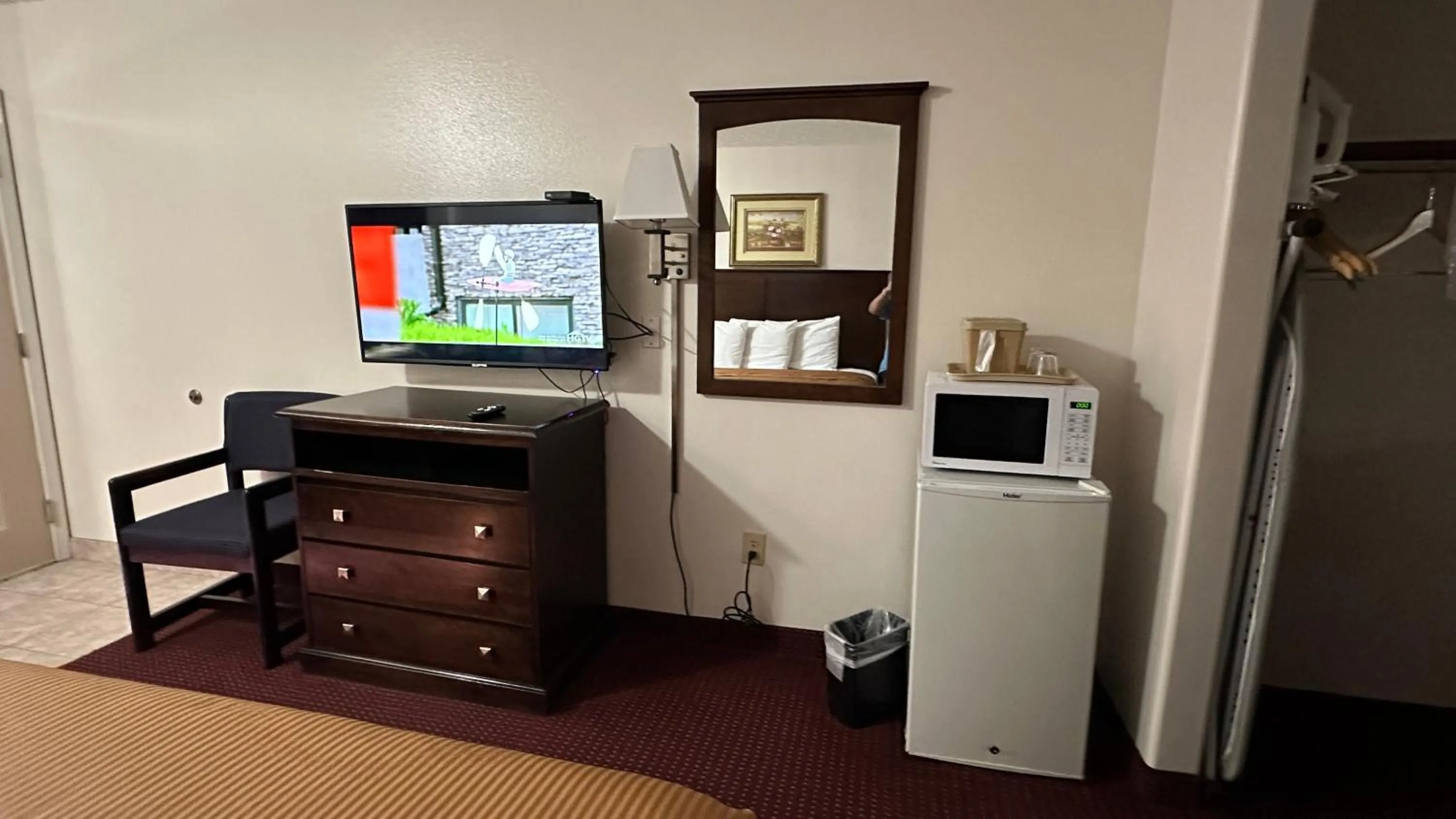 minibar in Carom Inn Denham Springs-BatonRouge