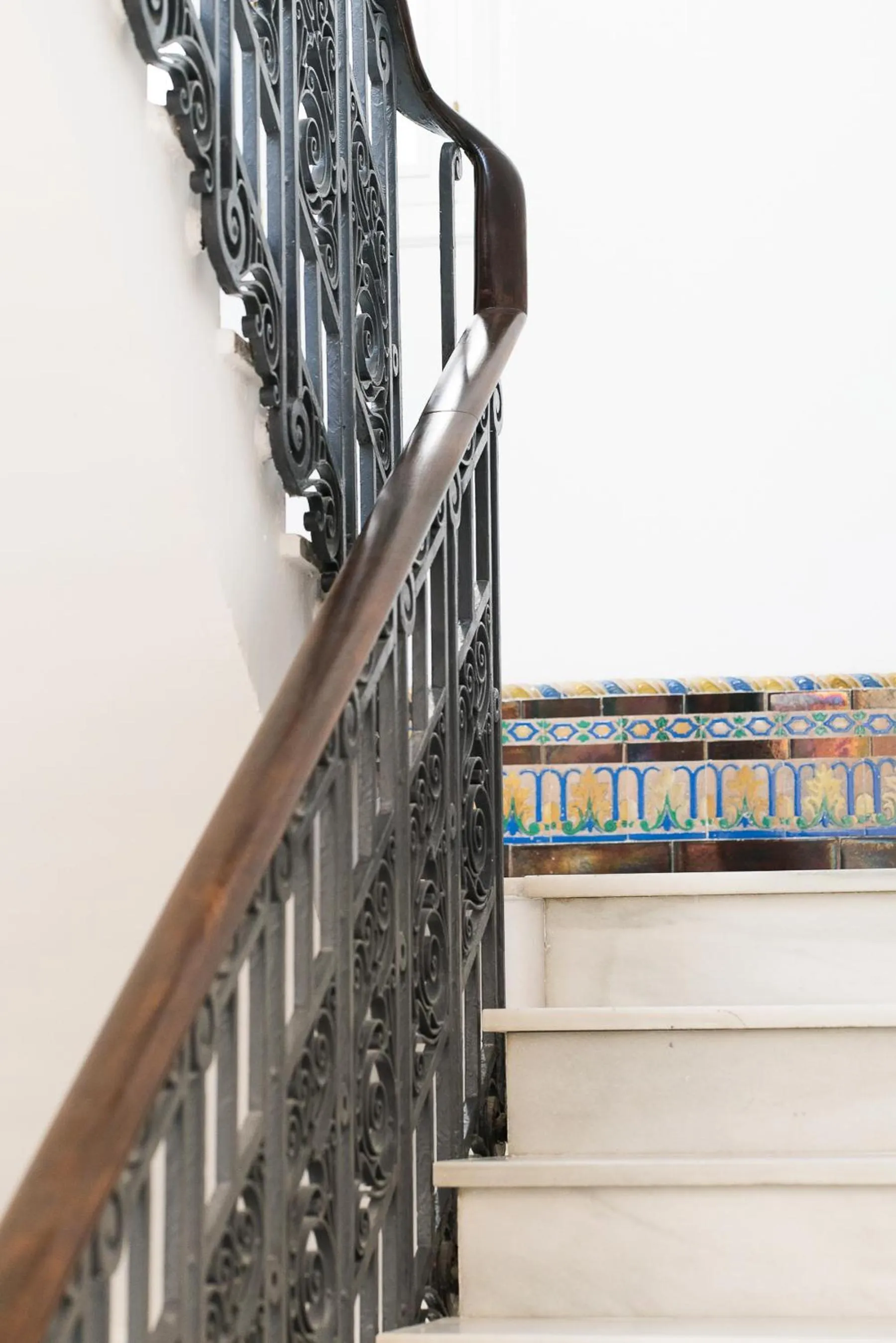Decorative detail in Casa Sevilla 1920 Suites by Época