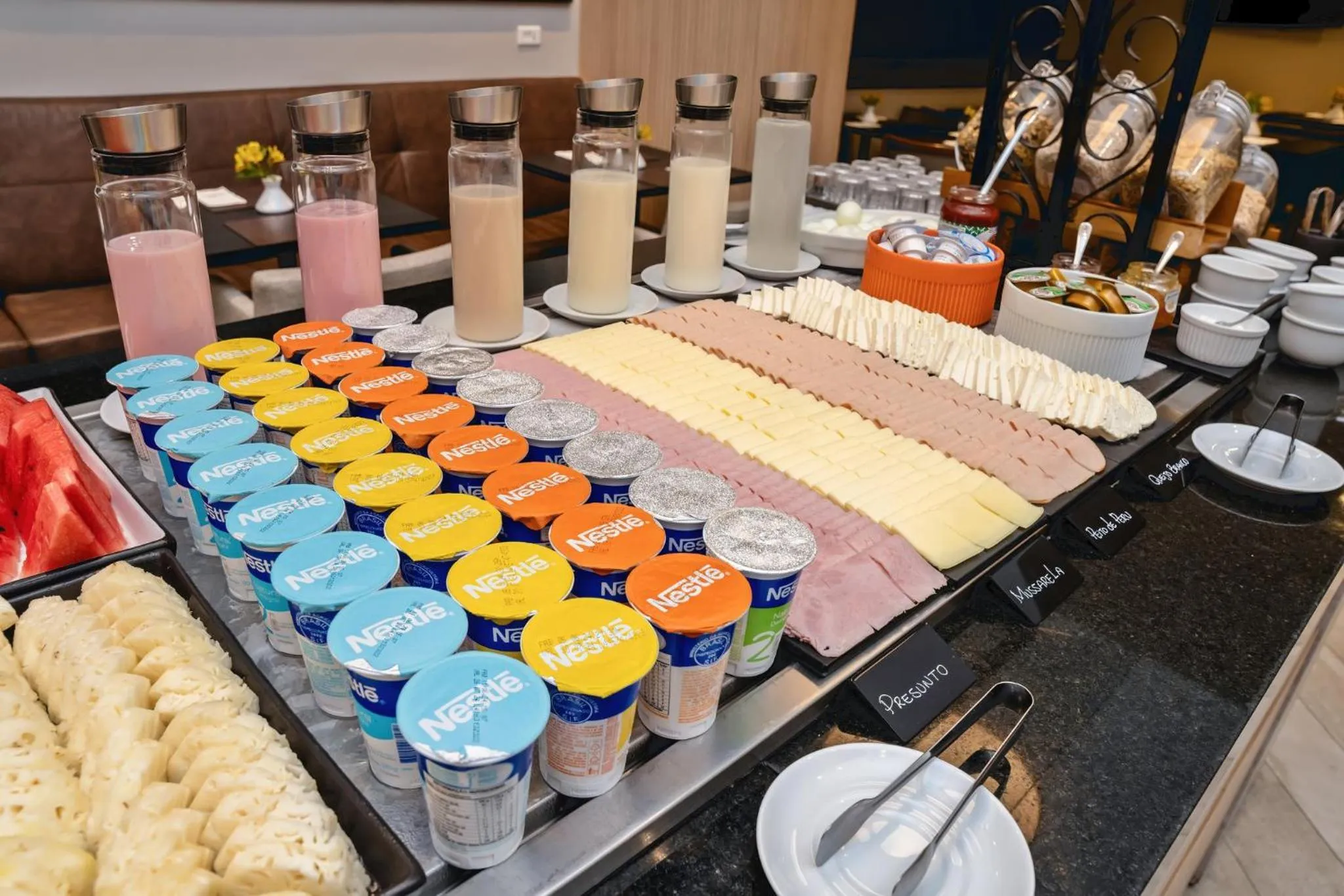 Restaurant/places to eat in Staybridge Suites São Paulo by IHG