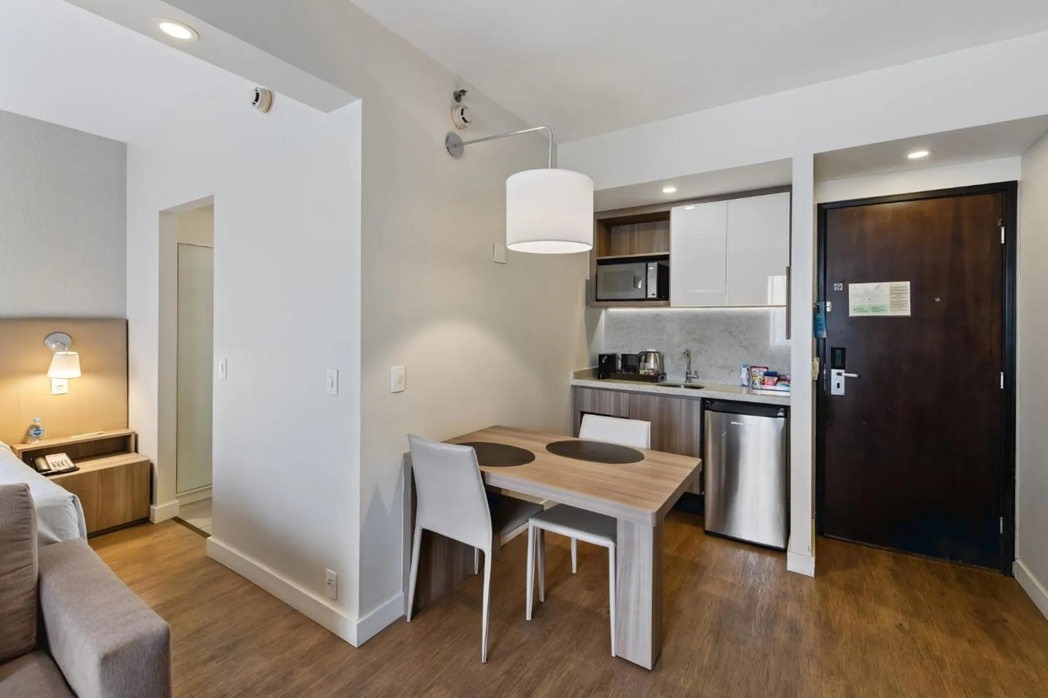 Kitchen or kitchenette in Staybridge Suites São Paulo by IHG