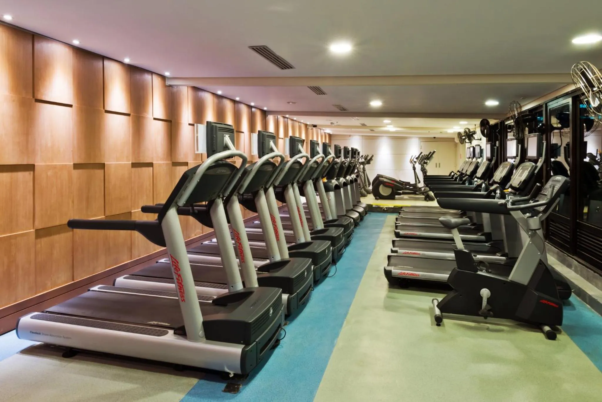 Fitness centre/facilities in Staybridge Suites São Paulo by IHG
