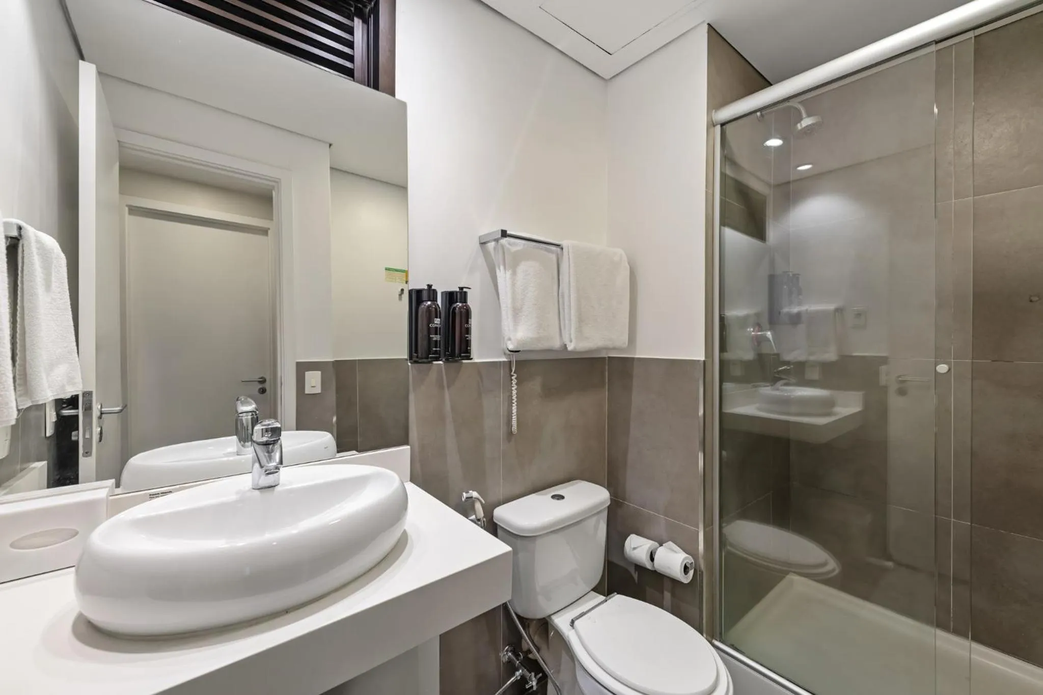 Bathroom in Staybridge Suites São Paulo by IHG