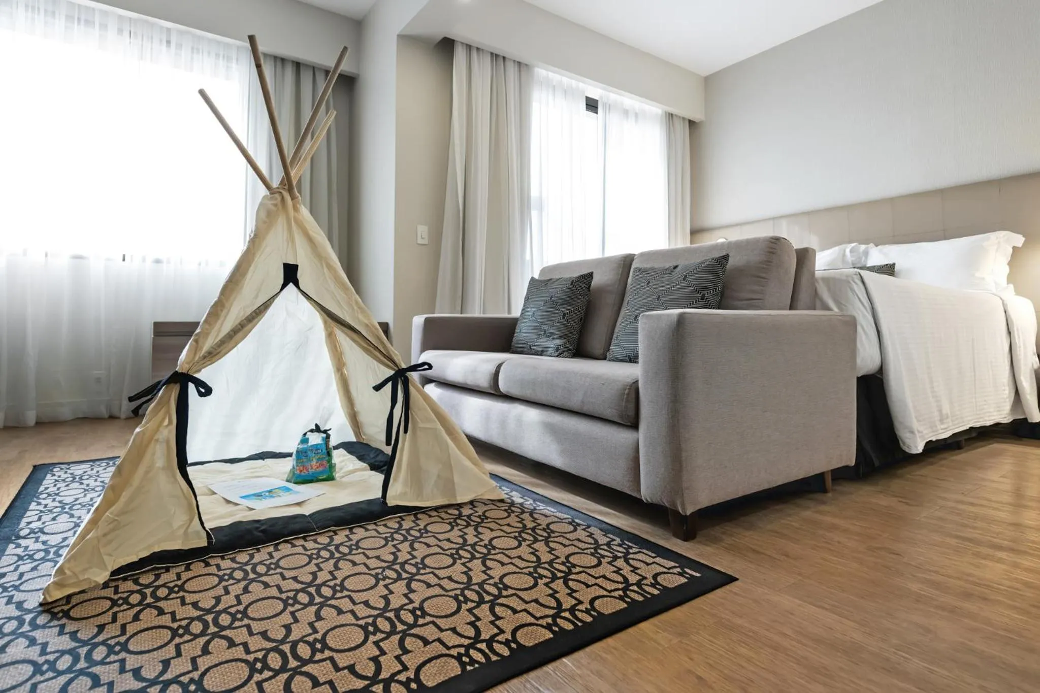 children in Staybridge Suites São Paulo by IHG