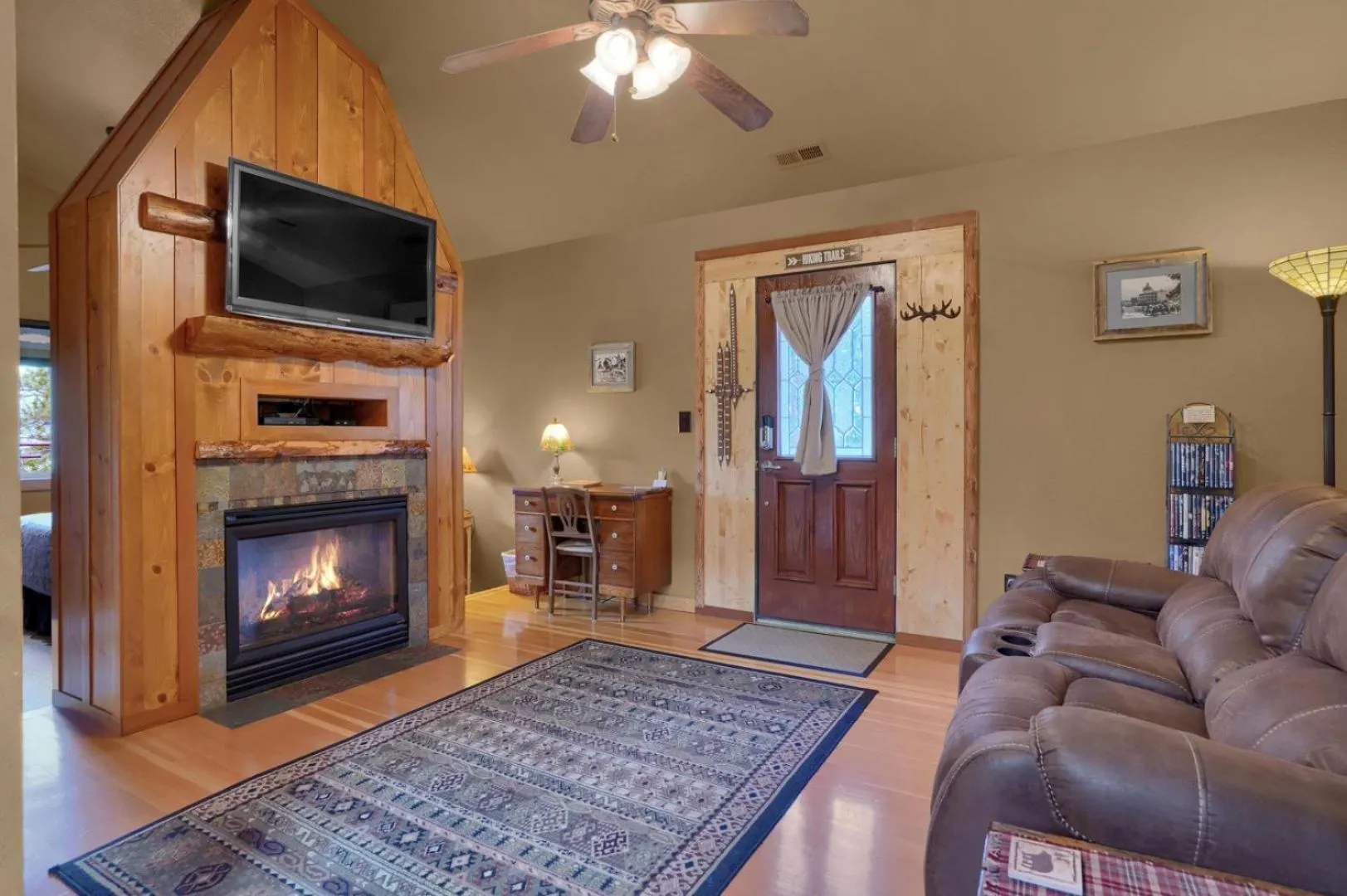 TV and multimedia in Pikes Peak Guest Cabin at Rocky Mountain Lodge