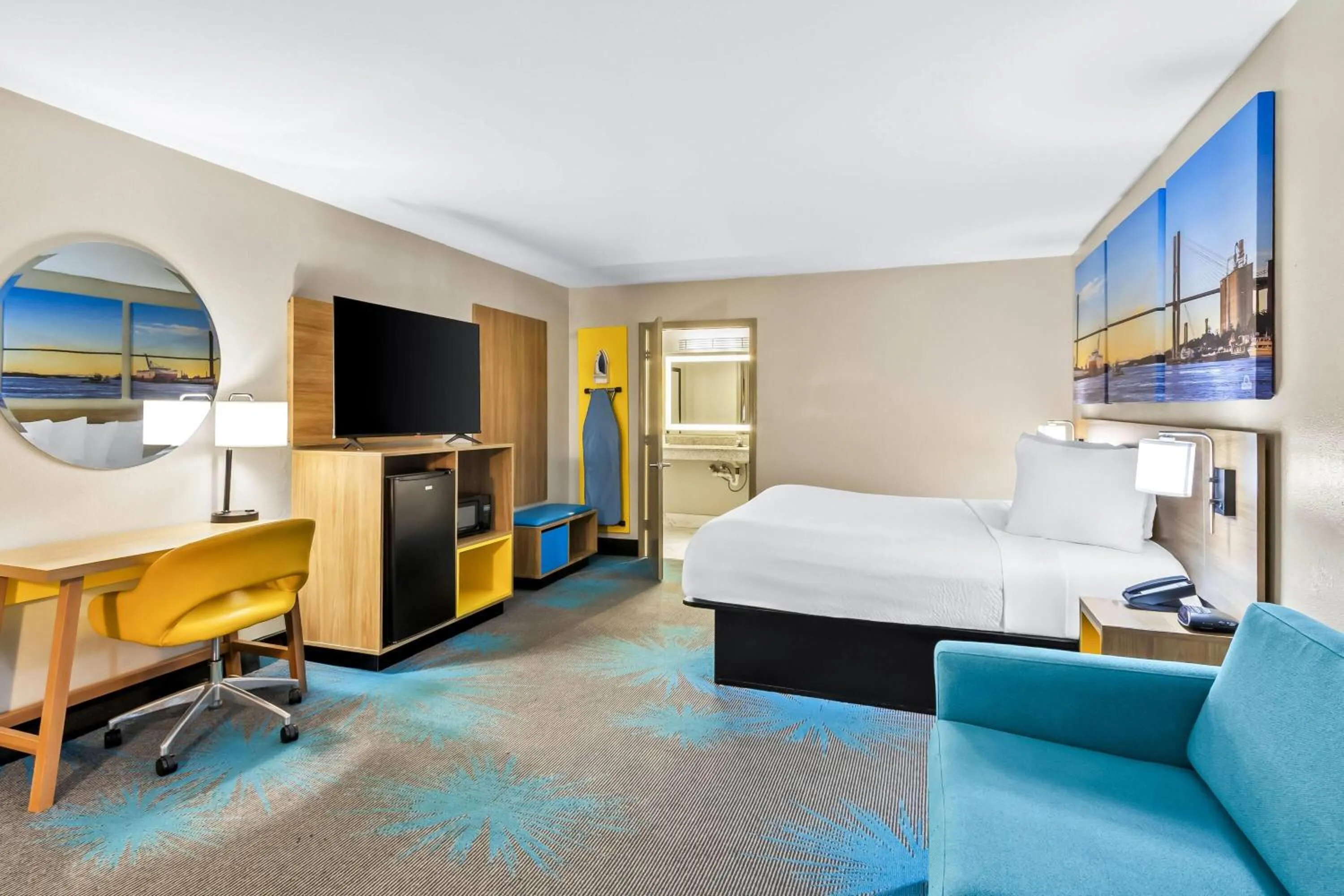 Bed in Days Inn by Wyndham Goose Creek