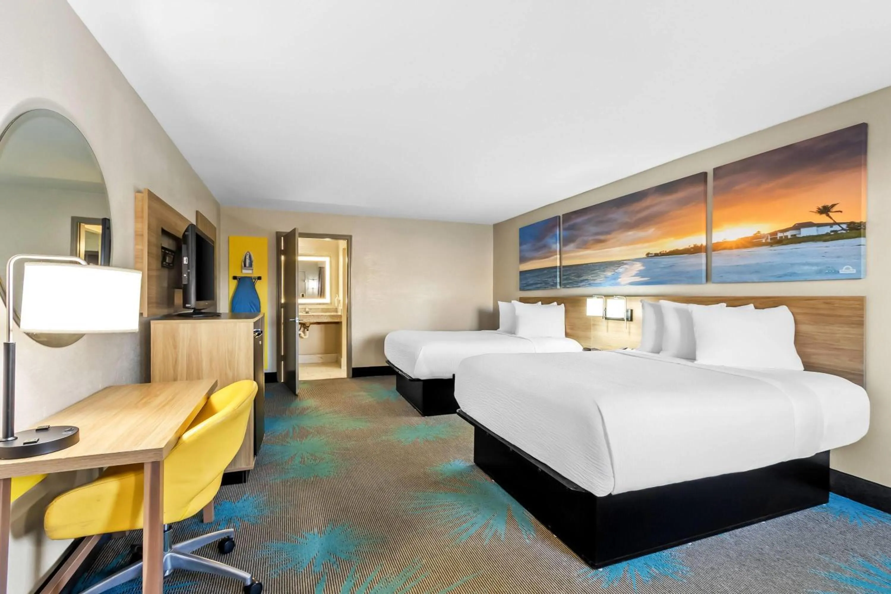 Bed in Days Inn by Wyndham Goose Creek