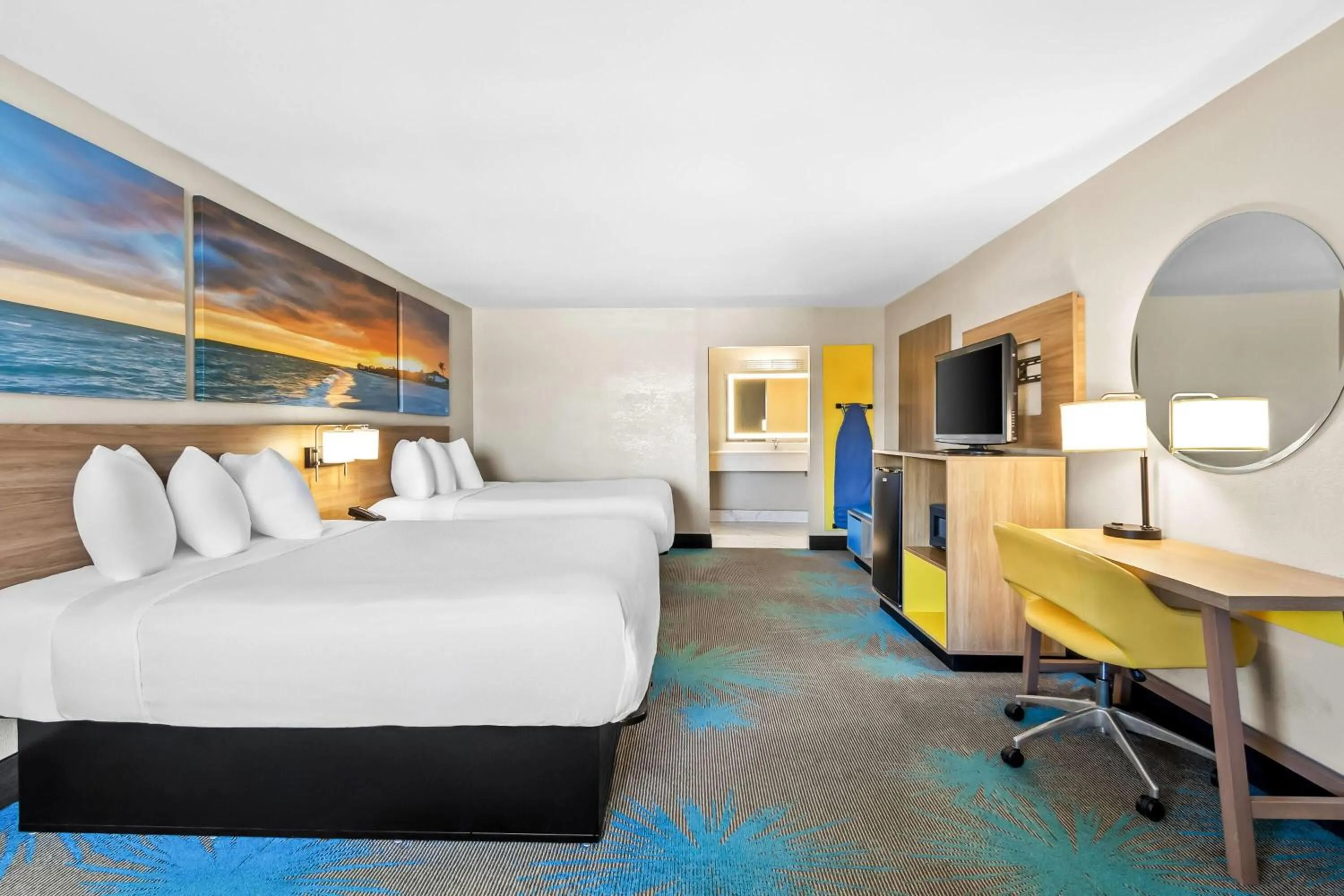 Bed in Days Inn by Wyndham Goose Creek