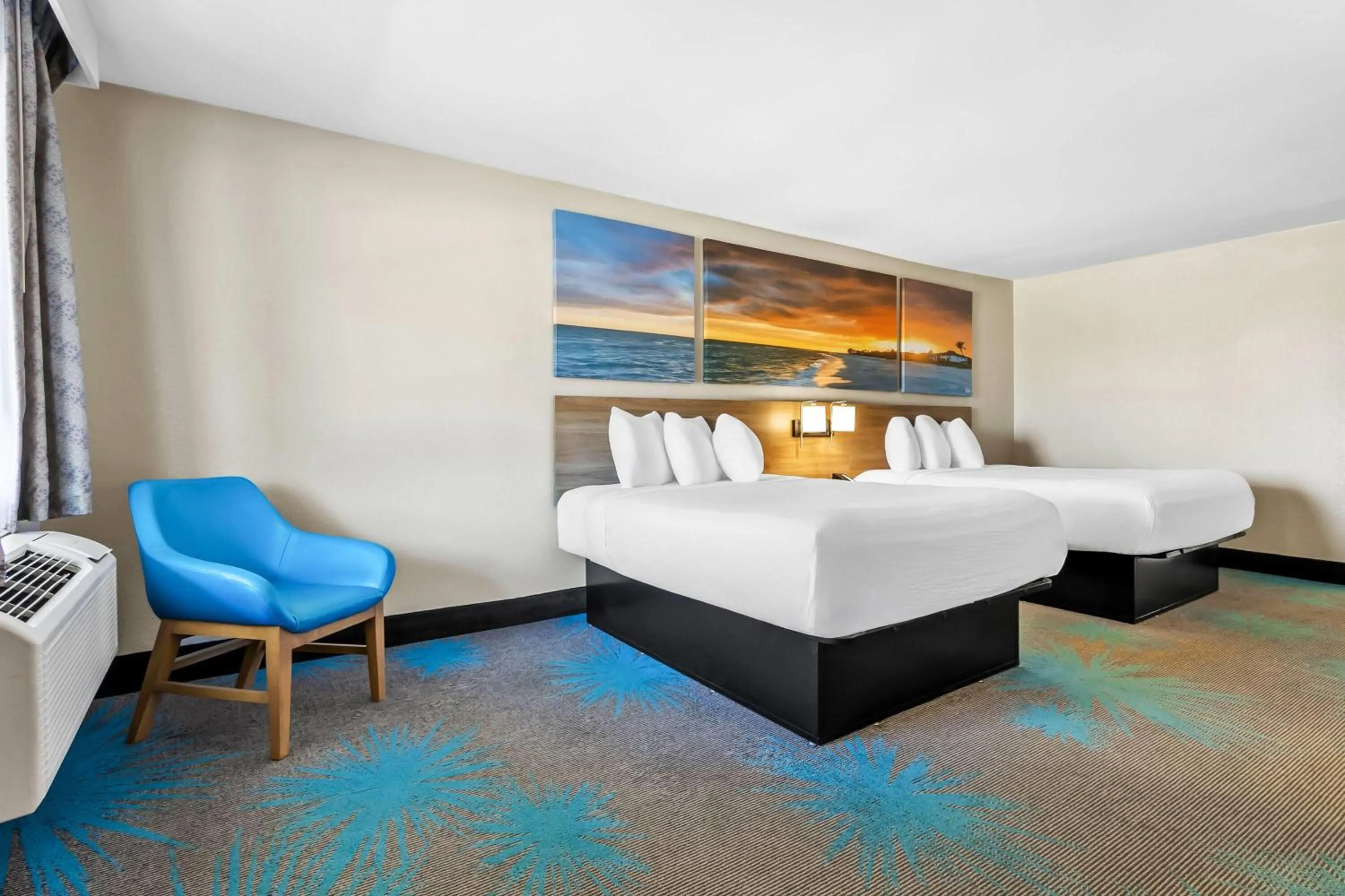 Bed in Days Inn by Wyndham Goose Creek