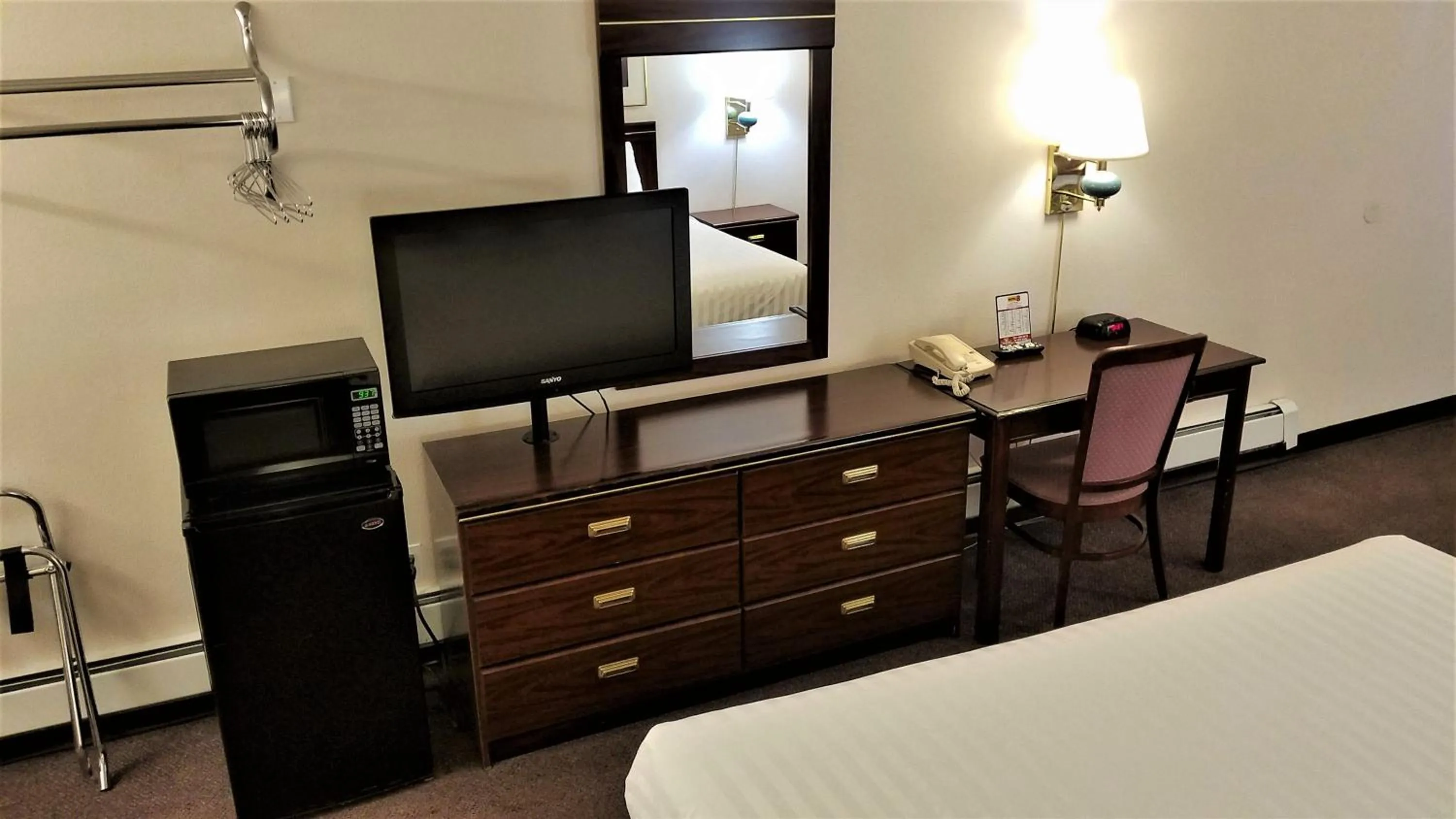 Bed in Motel 8 Laramie