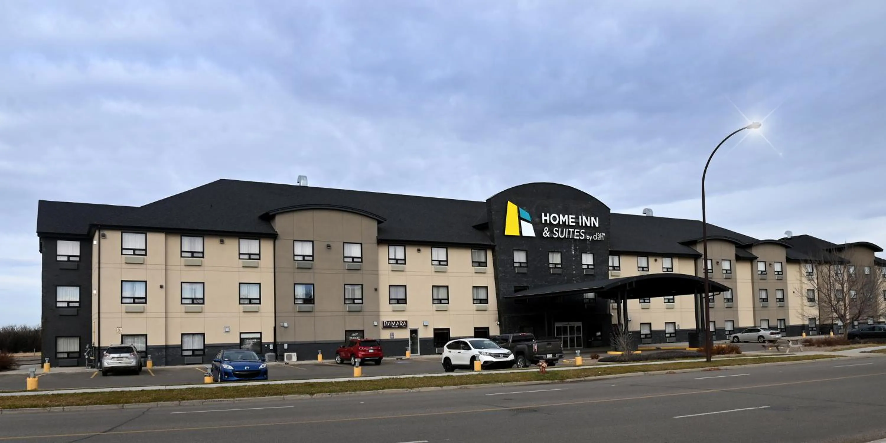Home Inn & Suites - Swift Current